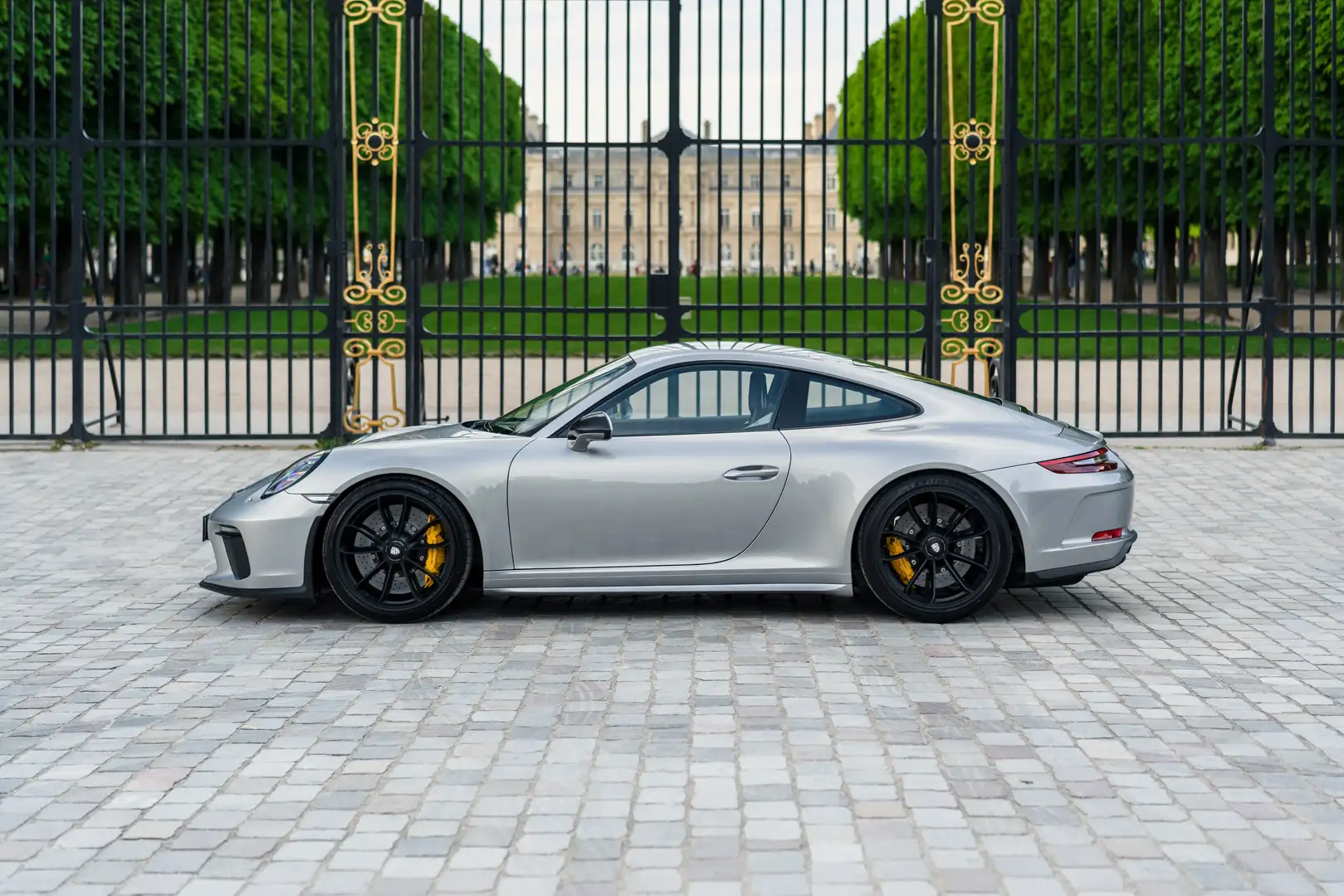 Porsche 991 GT3 Touring - GT Silver, 6 500 kms, first hand Plateado - 2