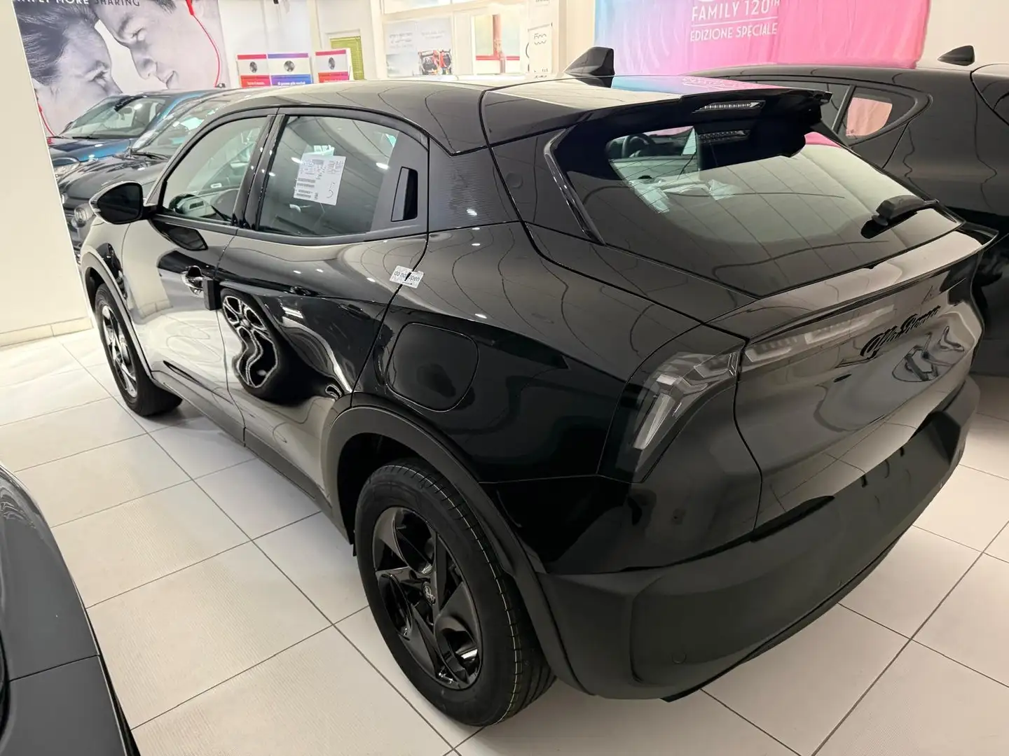 Alfa Romeo Junior Junior 1.2 ibrida 145cv edct6 KM ZERO Schwarz - 2