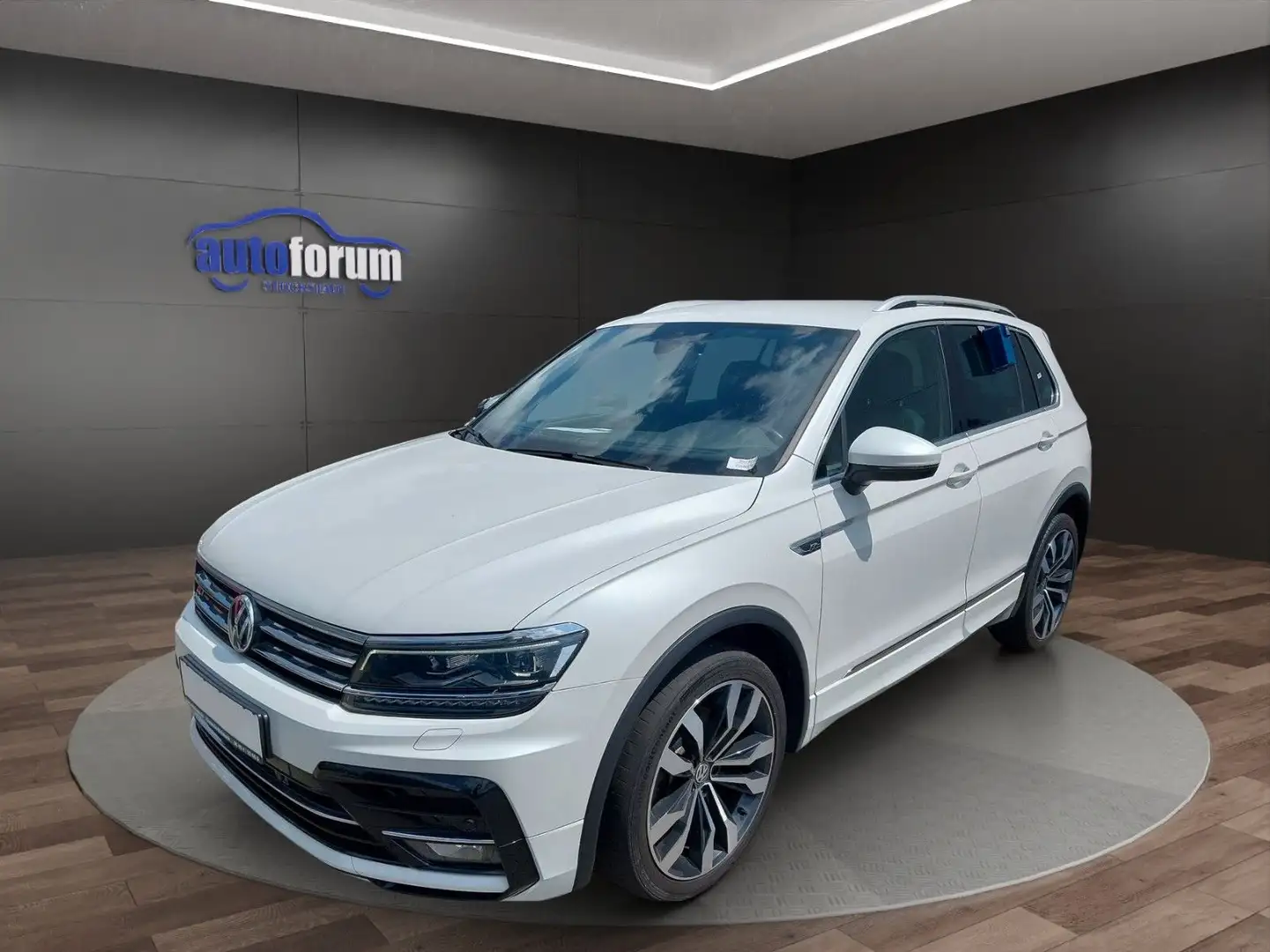 Volkswagen Tiguan 4M R-LINE°AHK°ACC°STANDHZNG°KAMERA°20"LM Weiß - 1