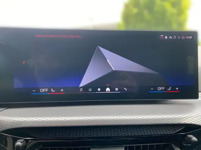 BMW I4 view 9