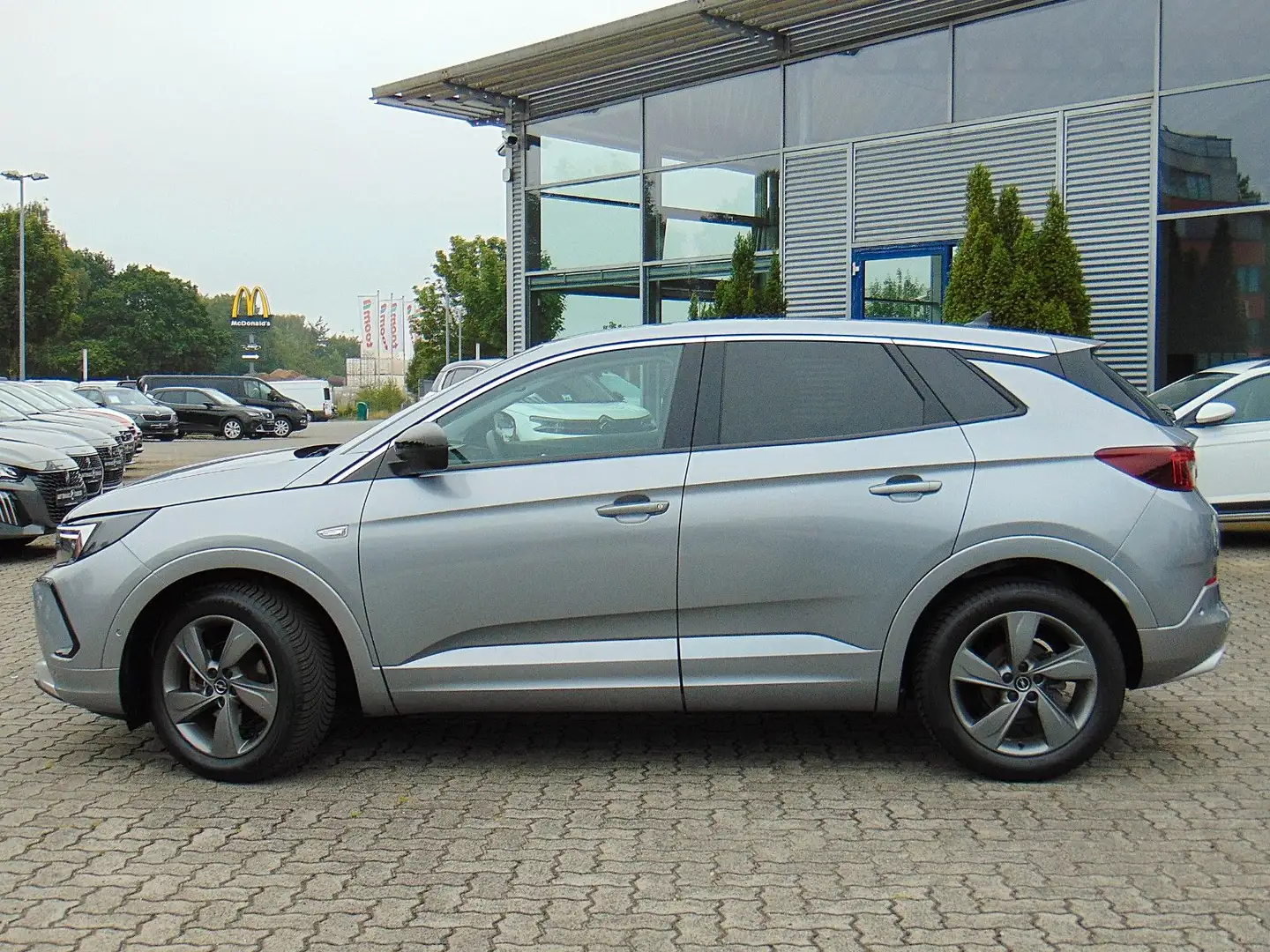 Opel Grandland X Grandland 1.2 Turbo Elegance Silber - 2
