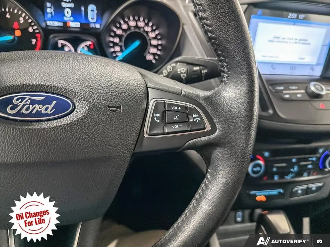 Ford Escape снимка Ford Escape