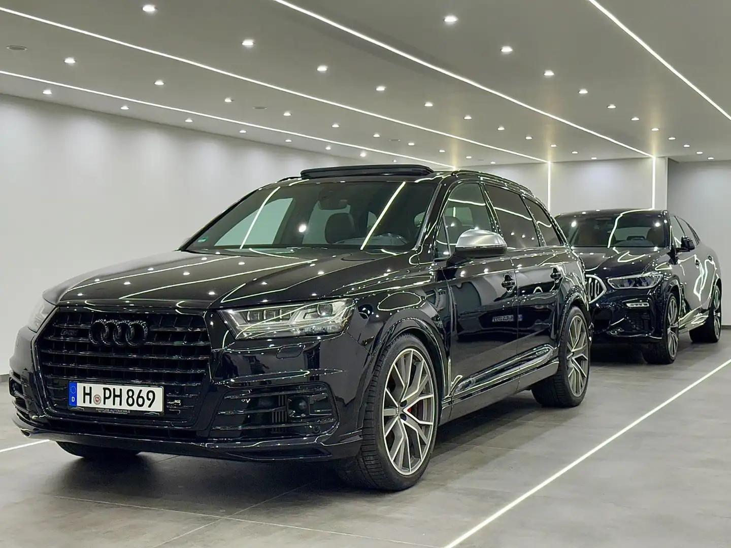 Audi SQ7 4.0 TDI quattro 3xS-Line/Pano/Hud/Ahk/ACC Schwarz - 2
