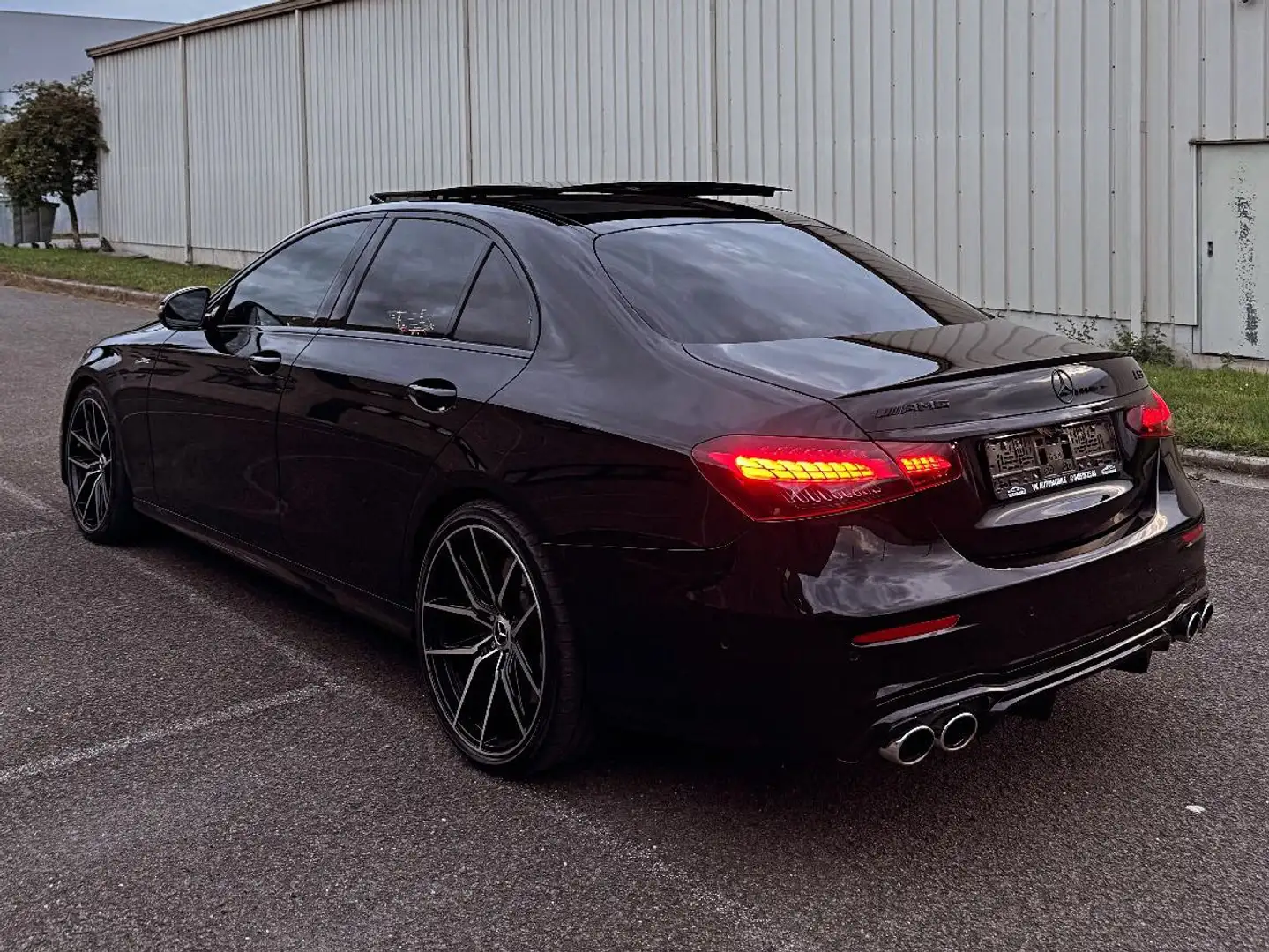 Mercedes-Benz E 53 AMG E 53 AMG 4-Matic+ MHE Zwart - 2