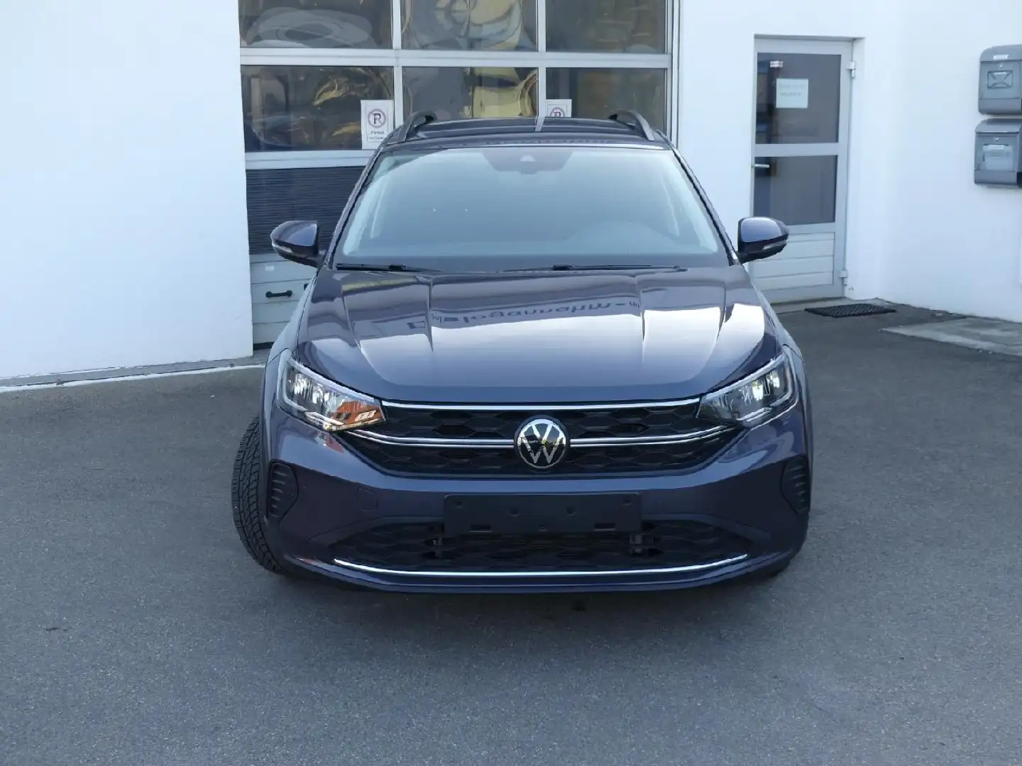 Volkswagen Taigo VW Taigo Move 1,0l TSI DSG NAVI/ACC/LED Grau - 2