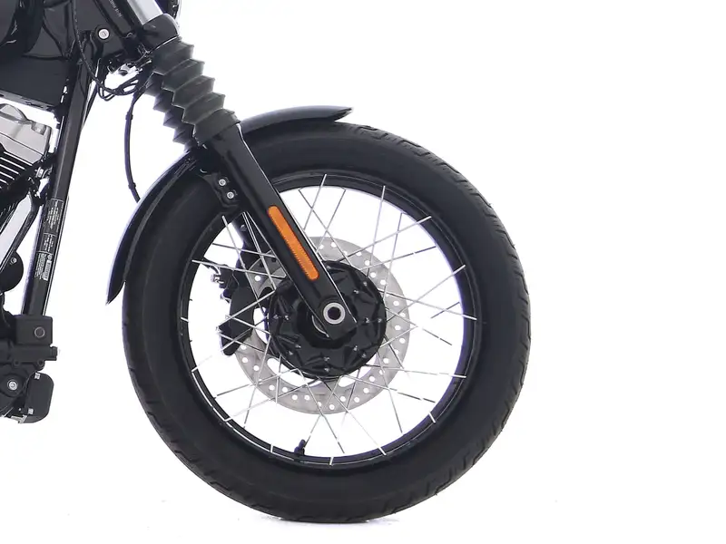 Harley-Davidson Street Bob - foto 4