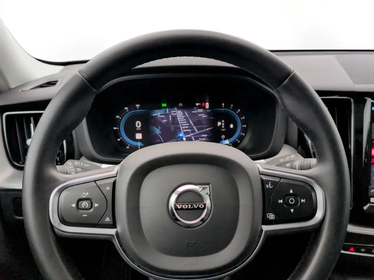 Volvo XC60 снимка Volvo XC60