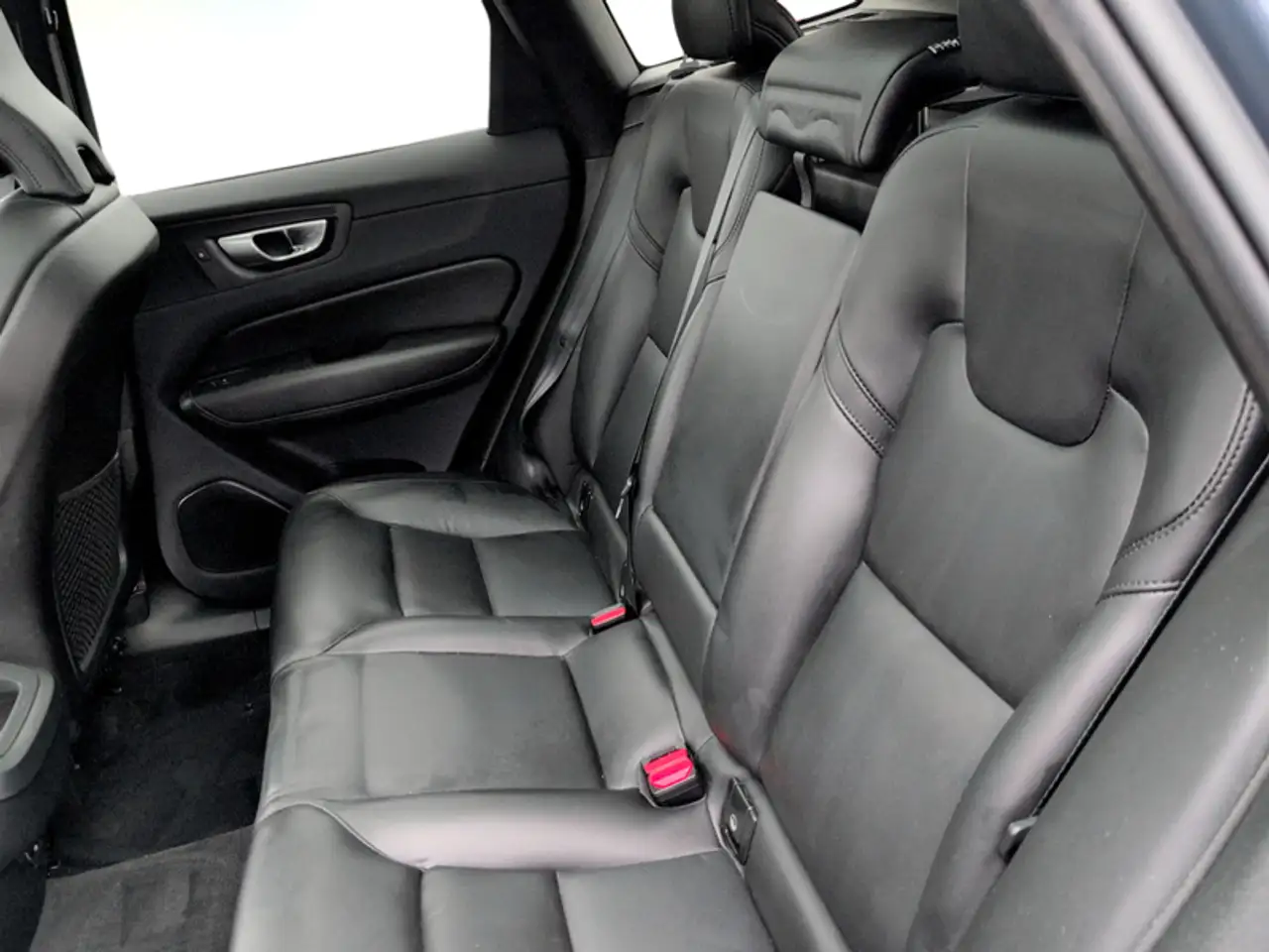 Volvo XC60 снимка Volvo XC60