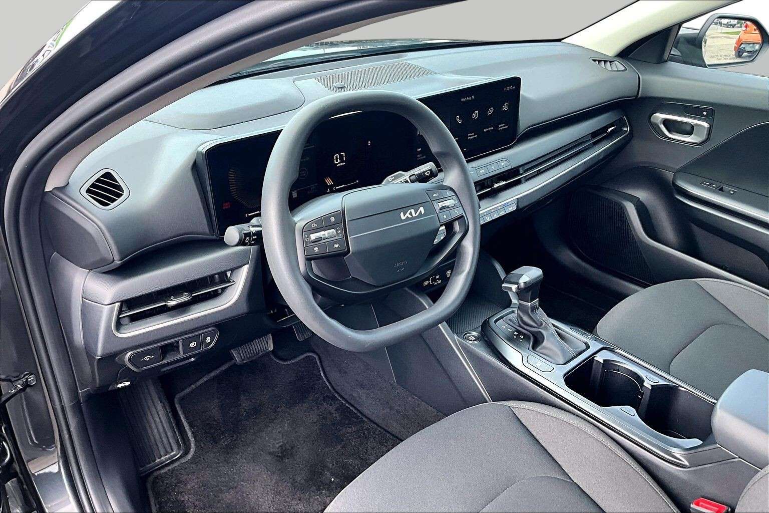 2026 Kia K4 LX | Low KM | Heated Seats — снимка 1