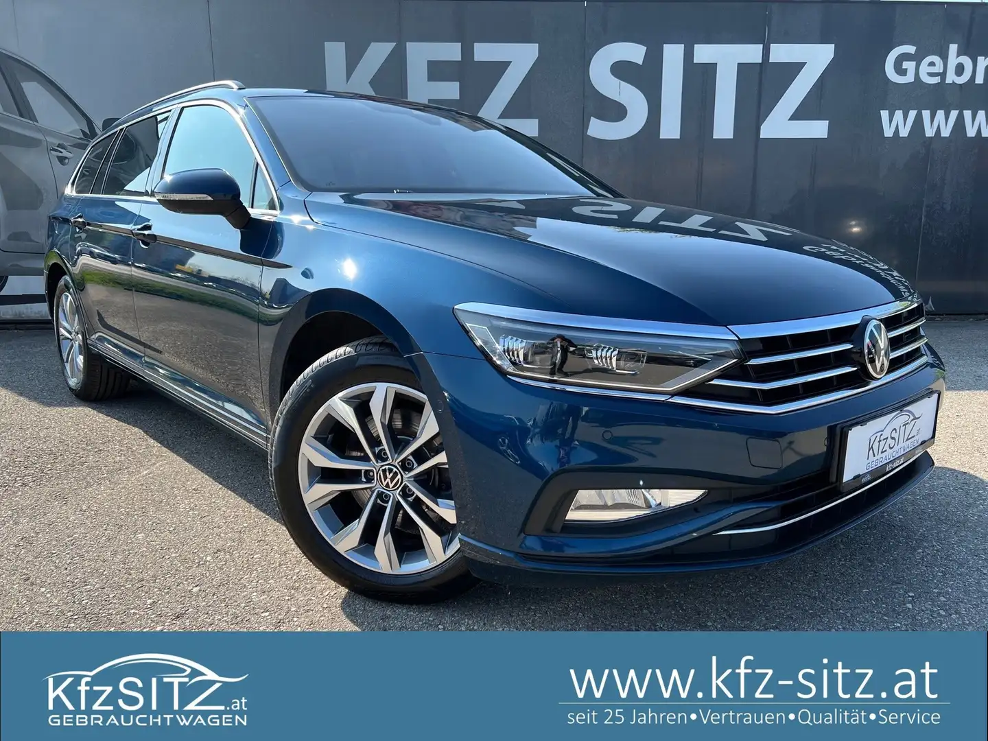 Volkswagen Passat Variant Business 2,0  TDI DSG| NP €62.000 Blau - 1