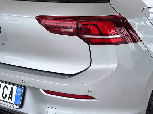 Volkswagen Golf view 16