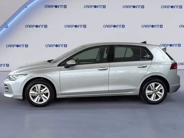 Volkswagen Golf view 4