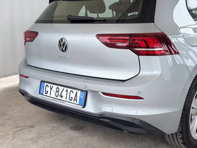Volkswagen Golf view 17