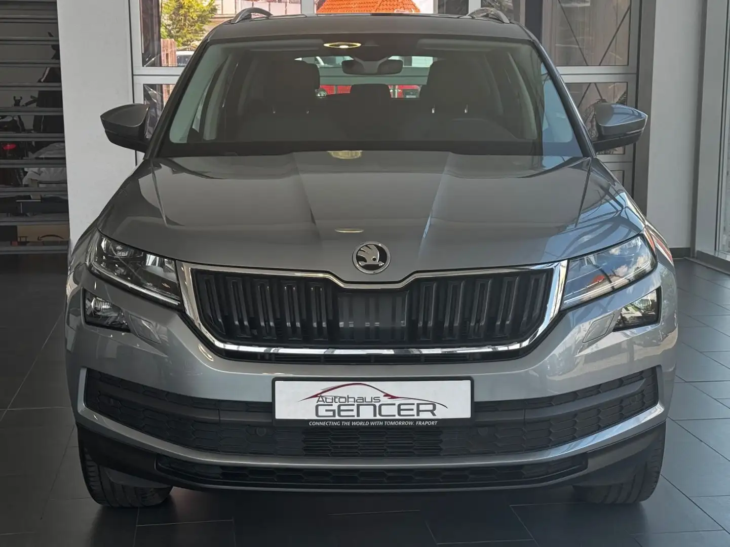 Skoda Kodiaq Style 4x4 2.0 TSI "LED/Pano/Memory/PDC" Grau - 2