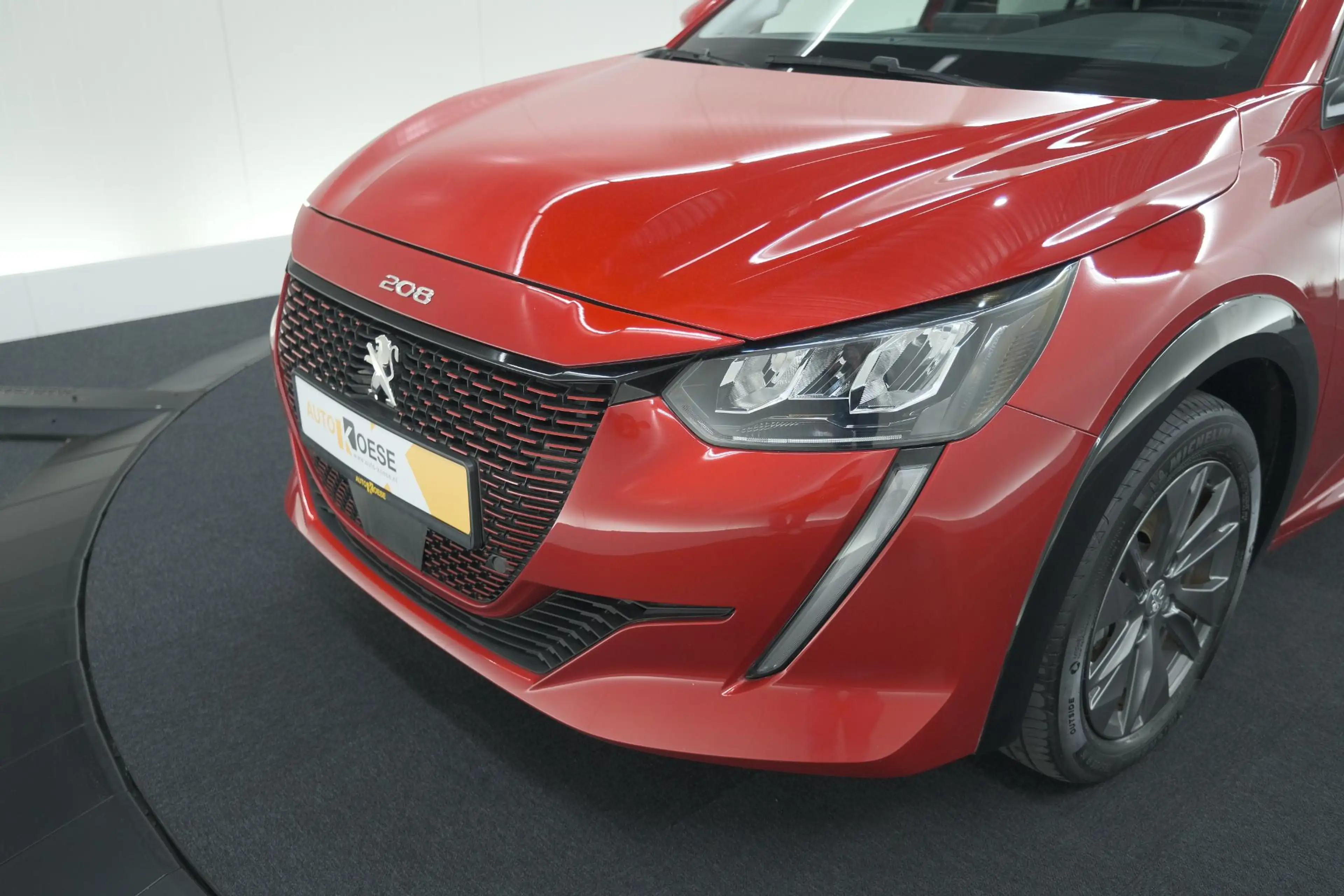 Peugeot e-208 EV Allure Pack 50 kWh | SOH 92% | Camera | Navigat — photo 11