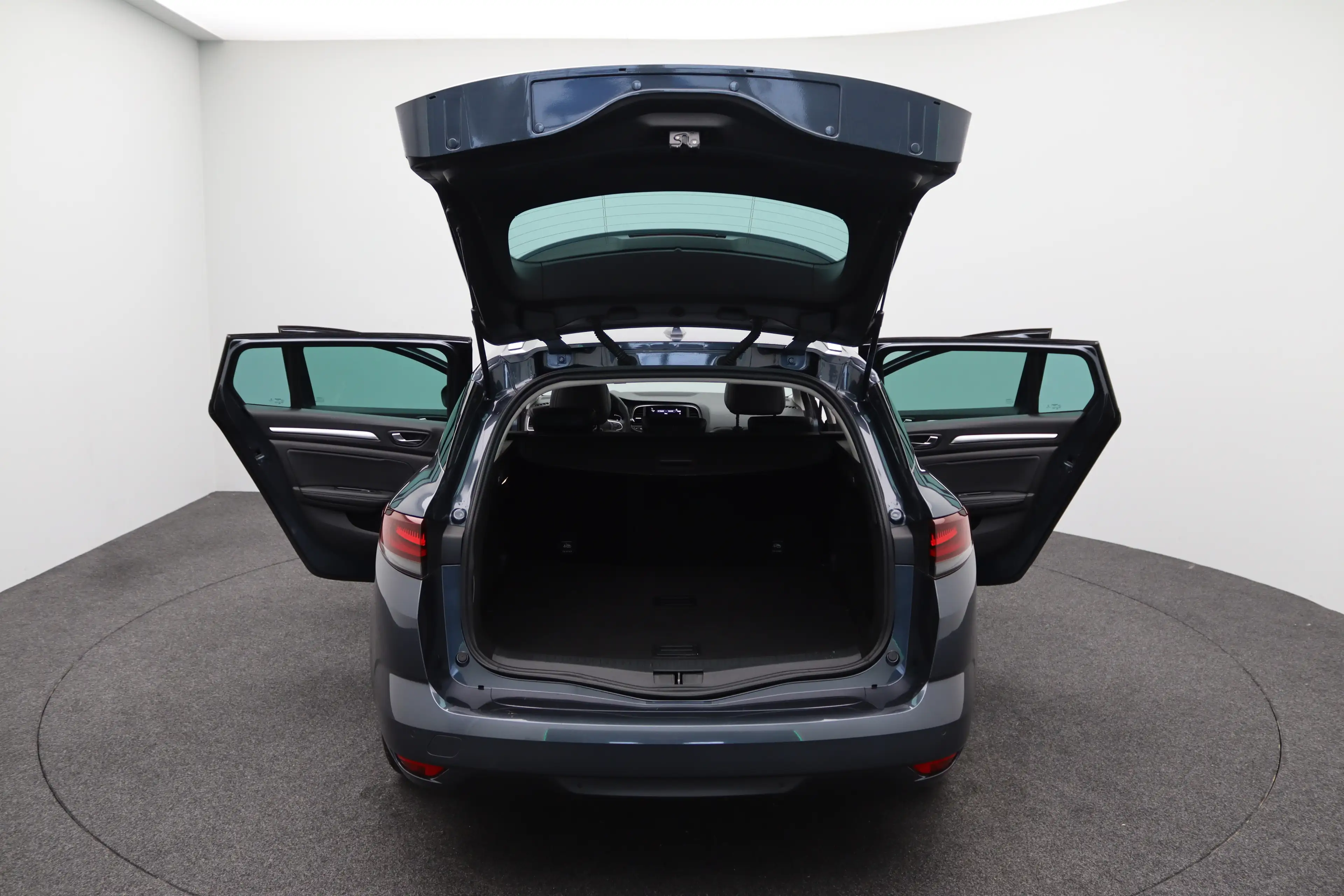 Renault Megane Estate 1.3 TCe 140 Techno | Achterbank in delen ne — photo 30