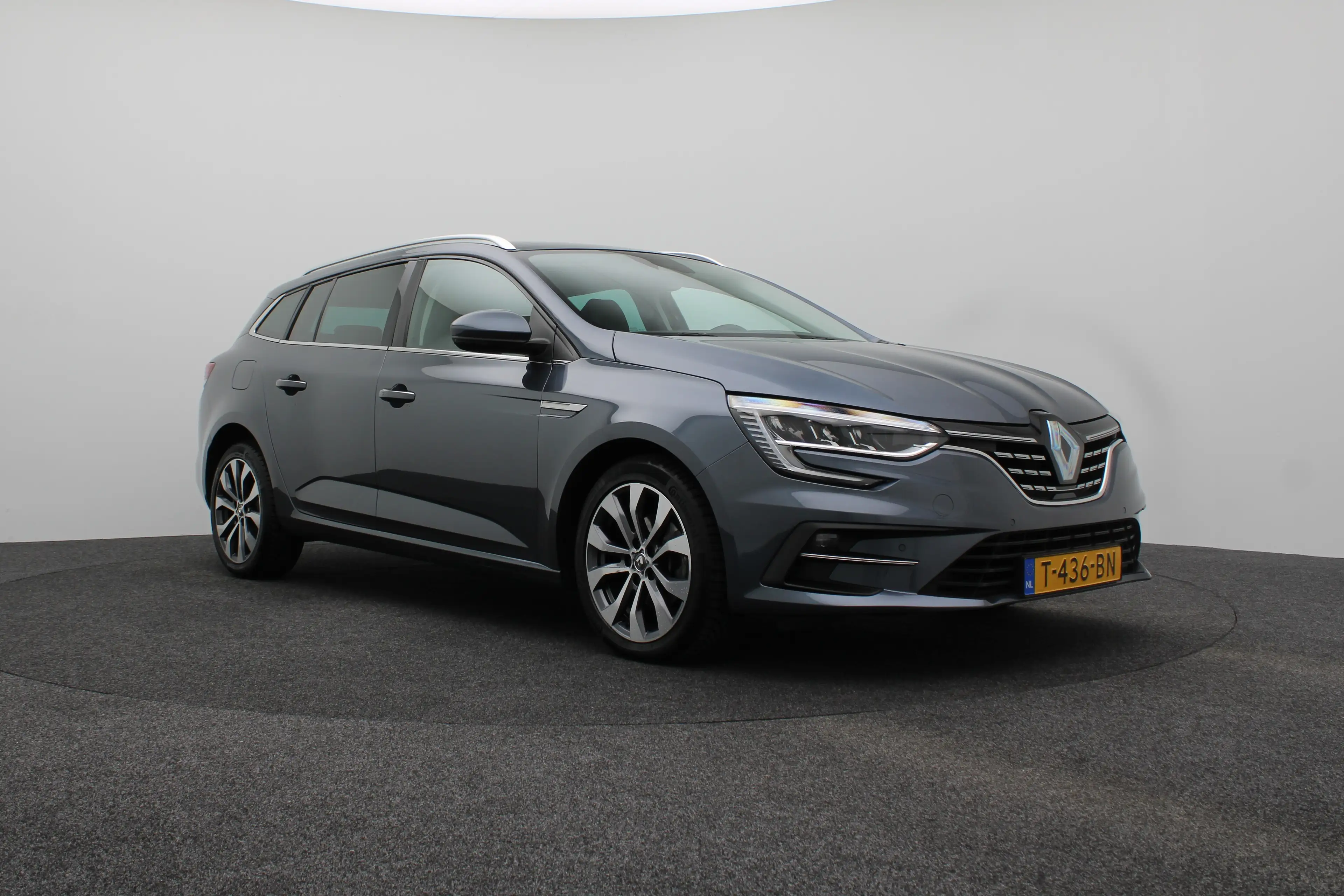 Renault Megane Estate 1.3 TCe 140 Techno | Achterbank in delen ne — photo 39