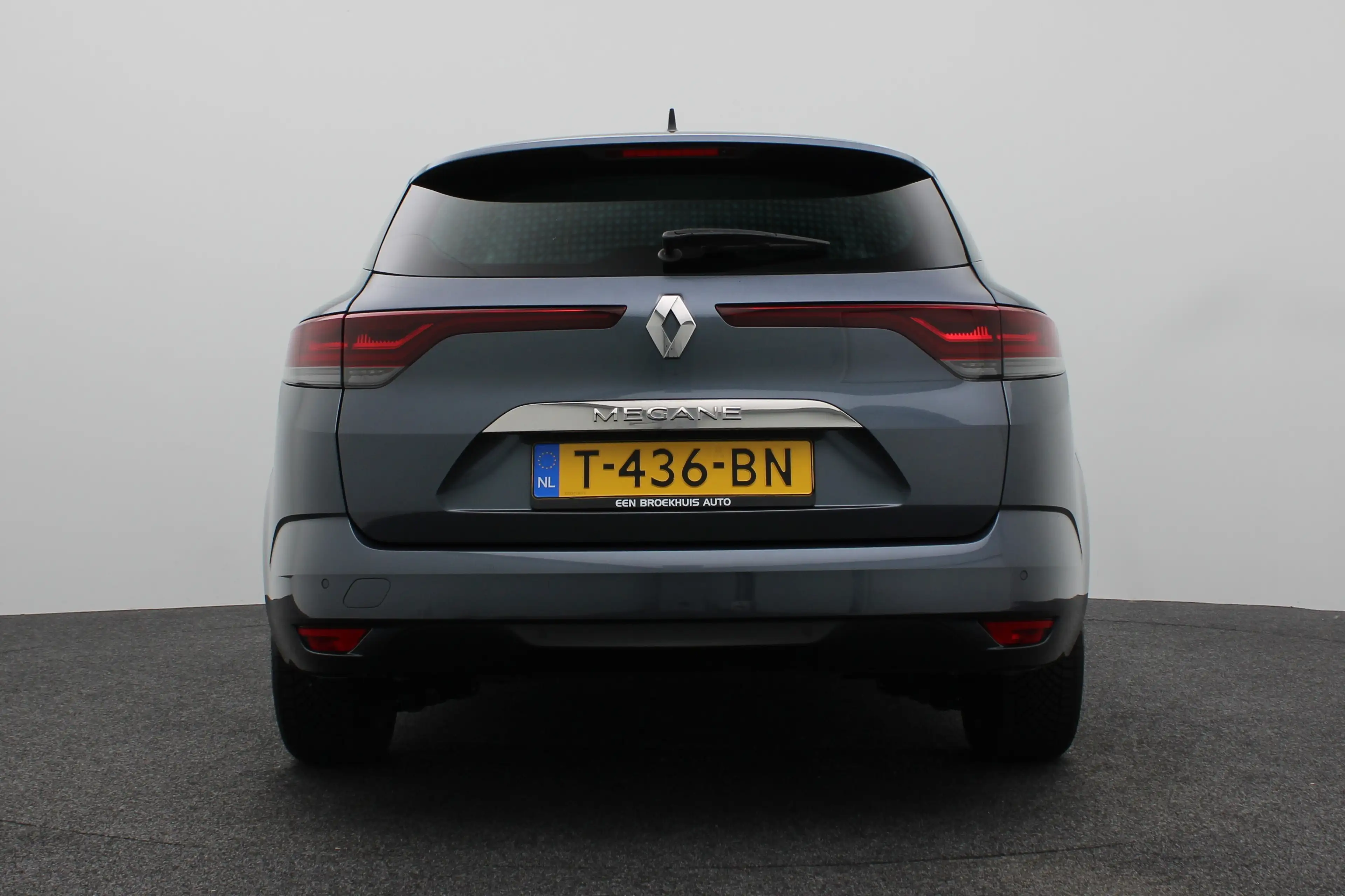 Renault Megane Estate 1.3 TCe 140 Techno | Achterbank in delen ne — photo 38