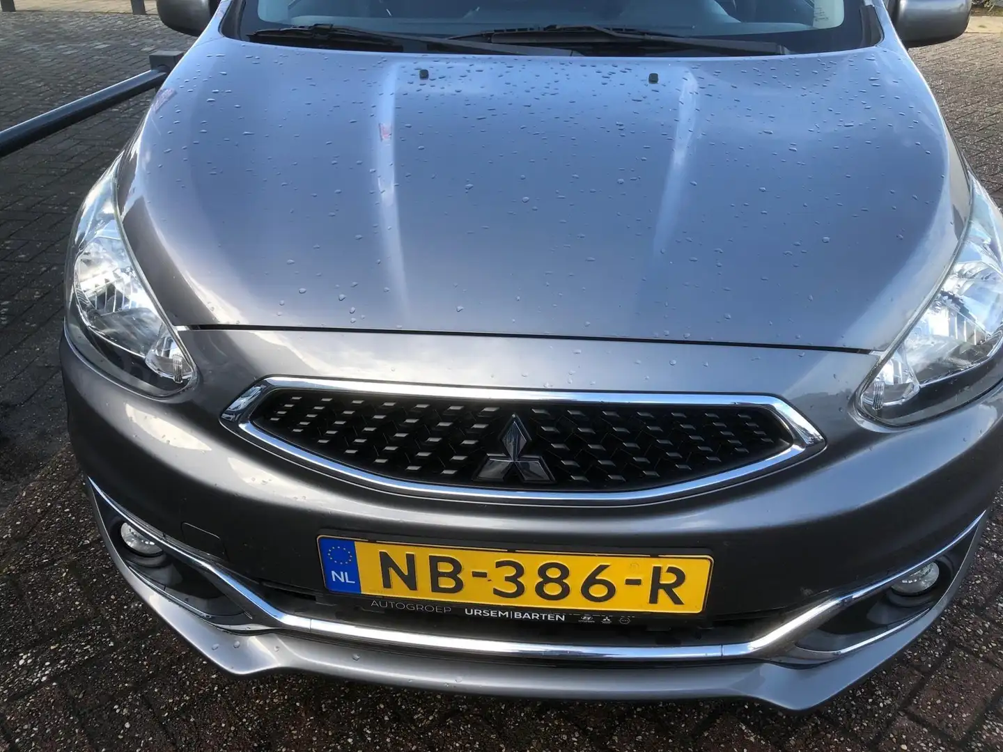 Mitsubishi Space Star 1.0 Intense Gris - 2