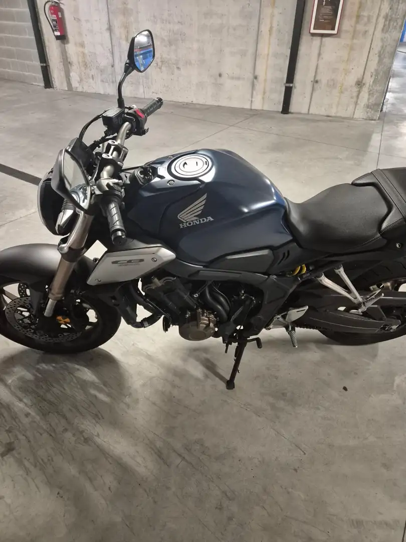 Honda CBR 650 Modrá - 2