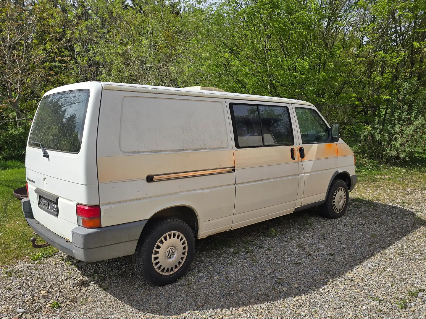 Volkswagen T4 Kombi Kombi 3-3-3 lg. Syncro Ds. Weiß - 1