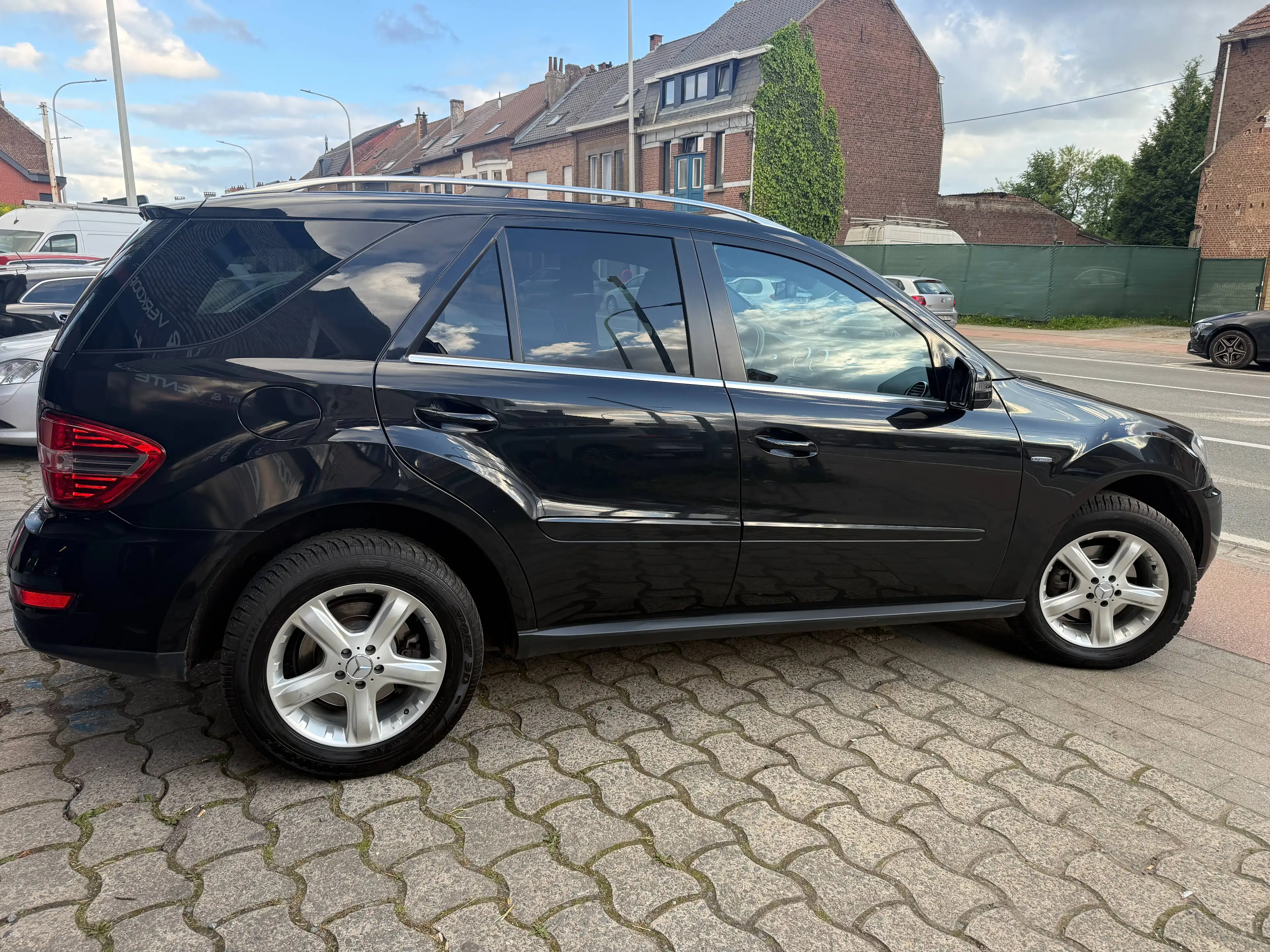 Mercedes-Benz ML 300 ML 300 CDI Grand Edition*Tres Bon Etat*FULL Options — photo 4