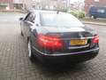 Mercedes-Benz E 200 E200 CGI BlueEfficiency Aut. / 104000 km Schwarz - thumbnail 4