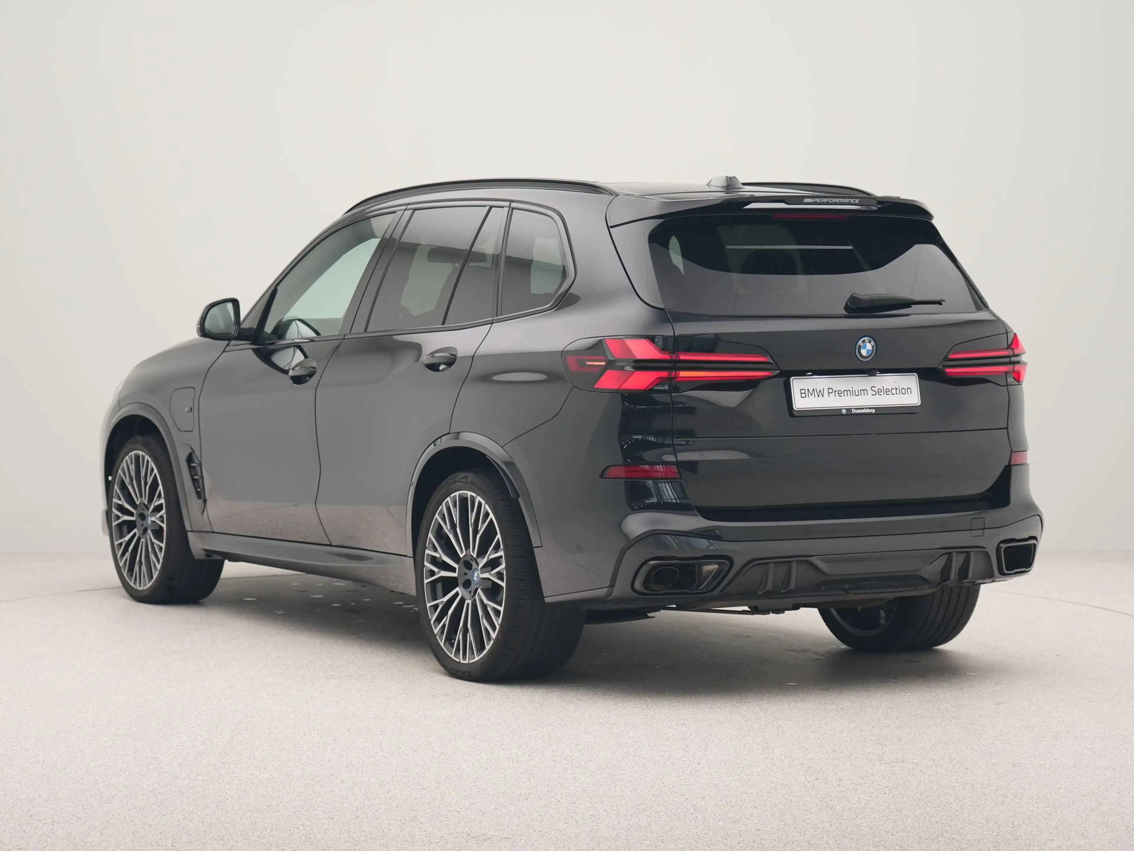 BMW X5 xDrive50e SoH 100% — photo 12