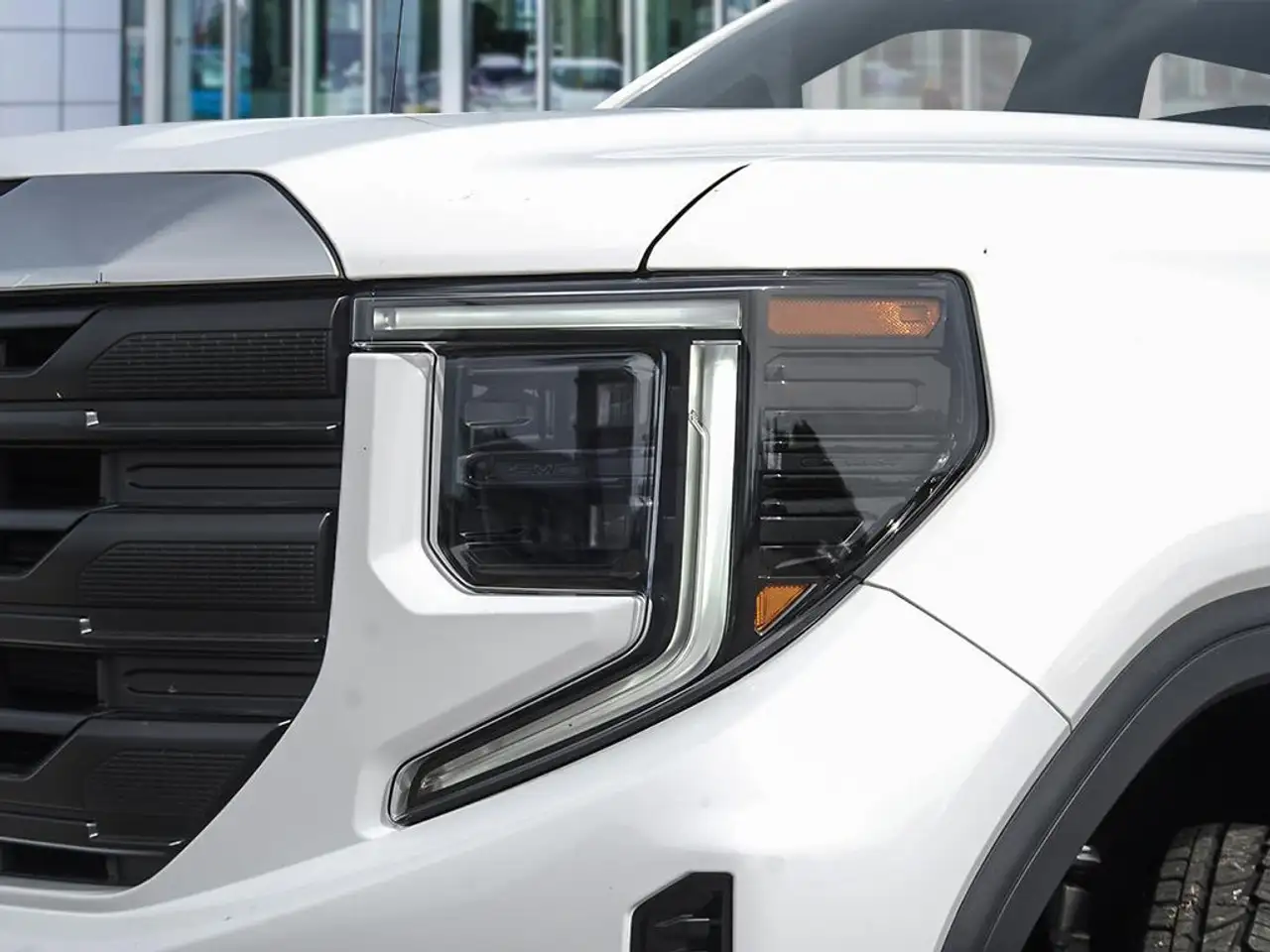 GMC Sierra 1500 снимка GMC Sierra 1500
