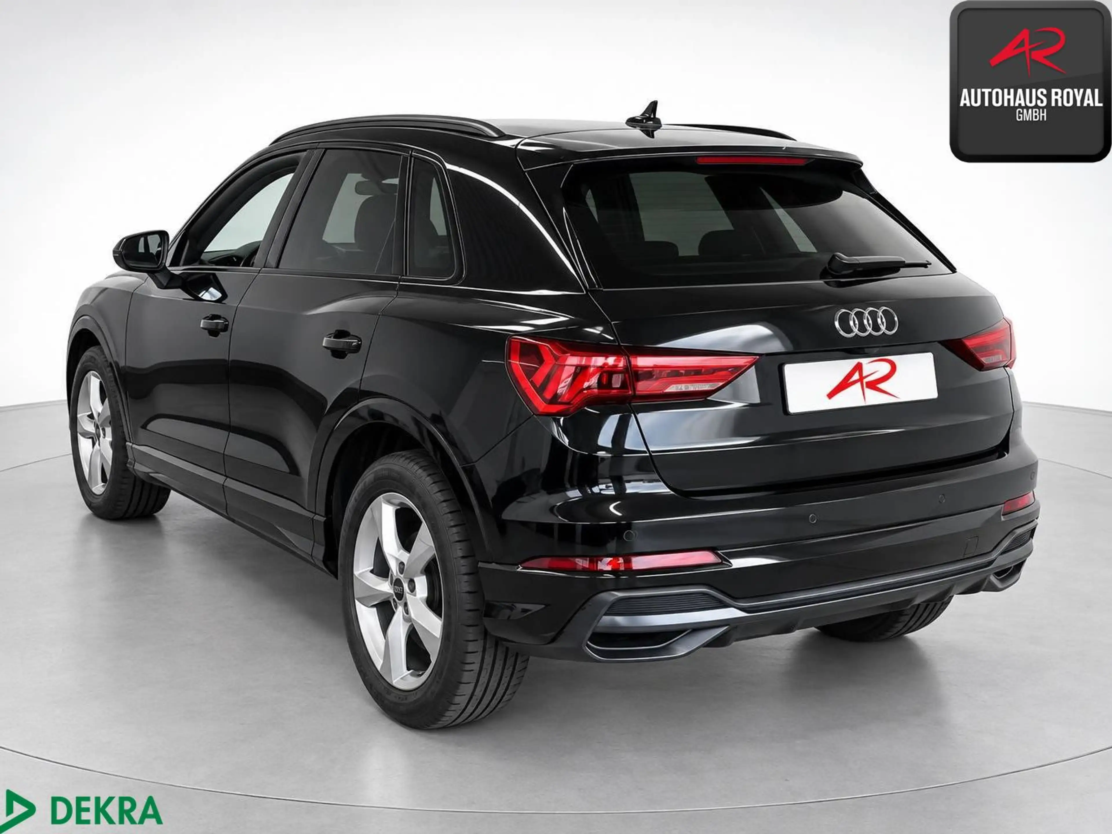 Audi Q3 40 TDI S LINE KEYLESS,ACC,KAMERA,CARPLAY,SH — photo 2