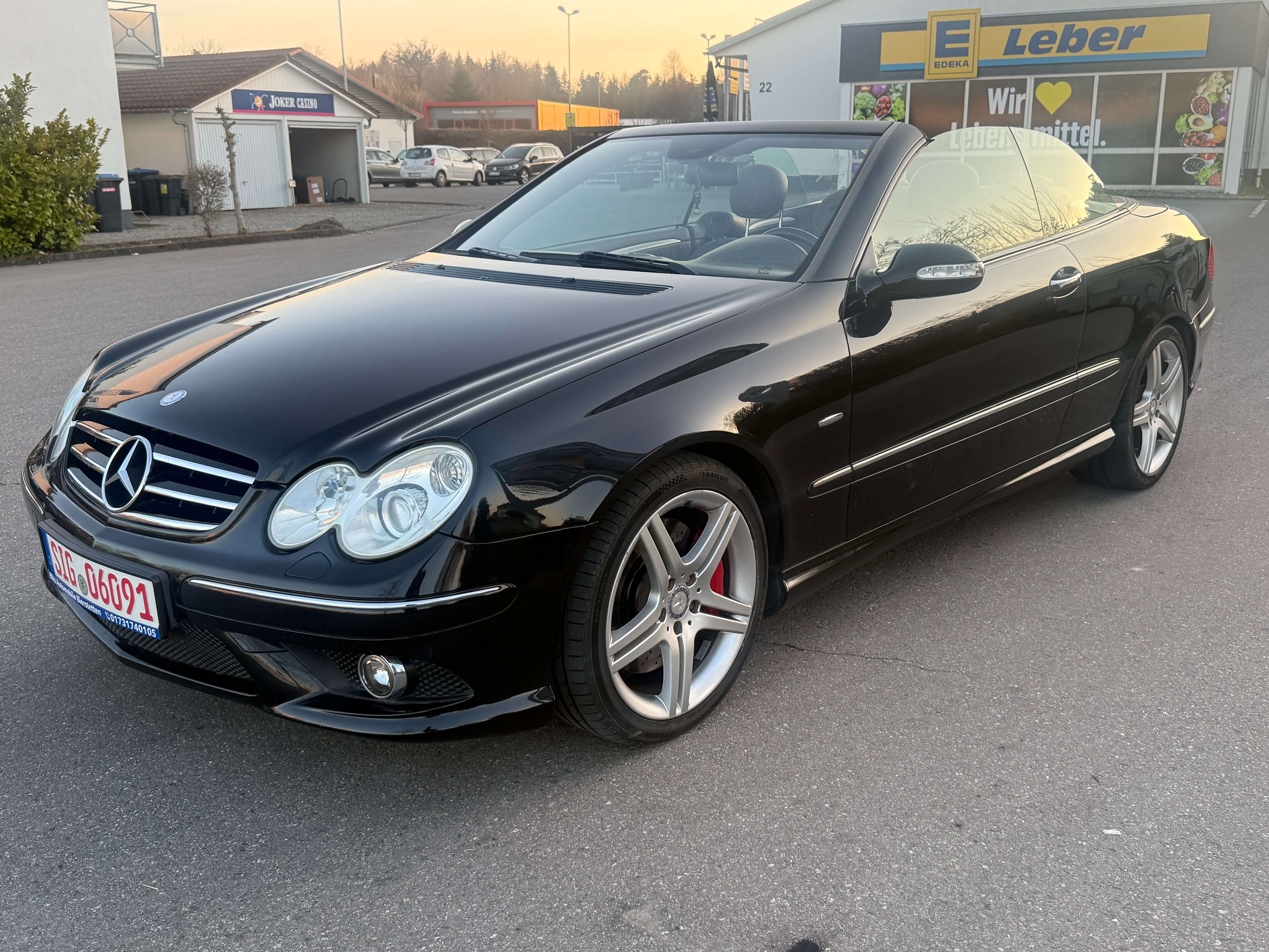 Second hand Mercedes Benz Clk-Class 320