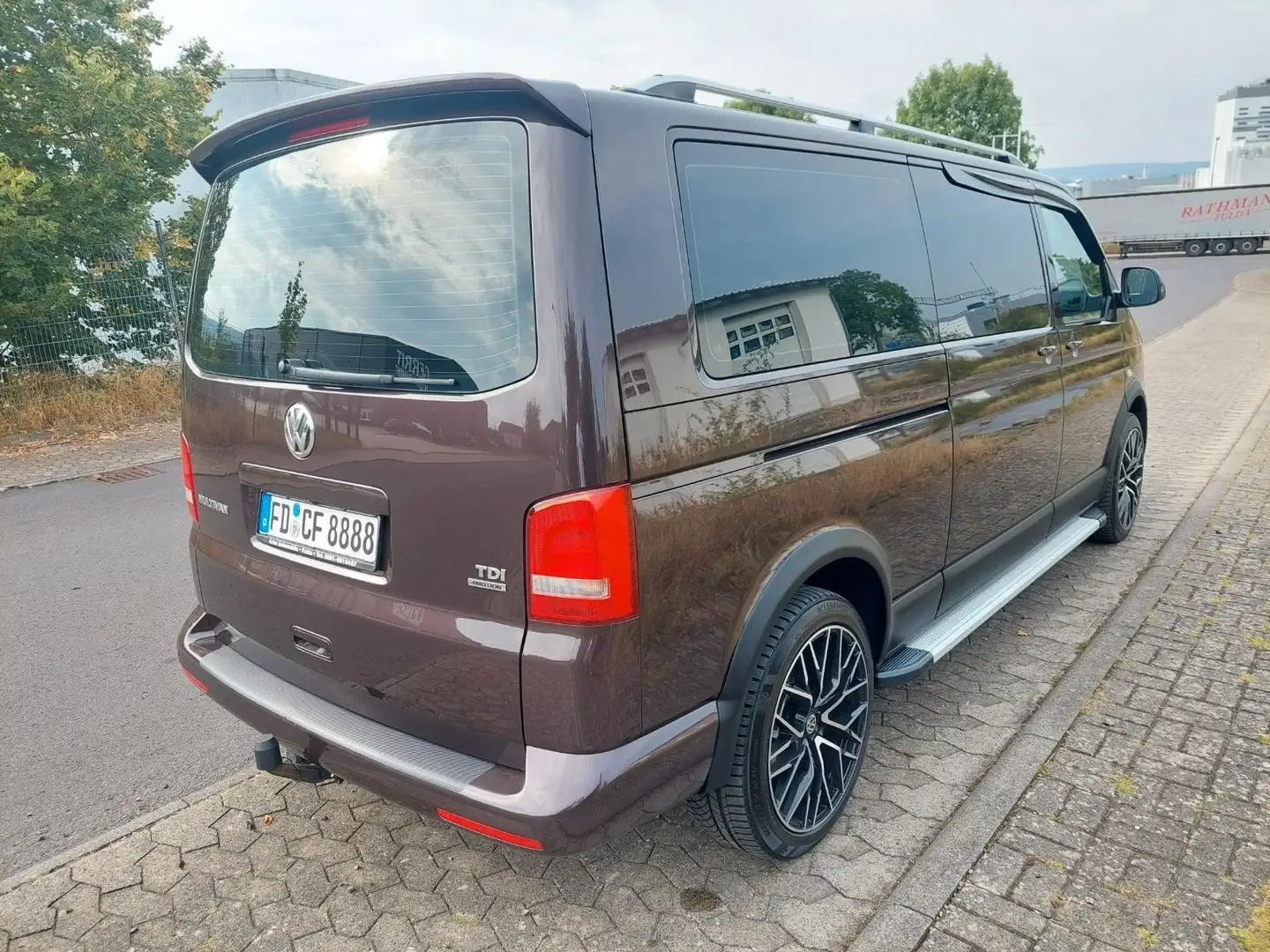 Volkswagen T5 Transporter Transporter T5 DSG 7EH147/WF2/ZD3/1T3 Marrón - 1