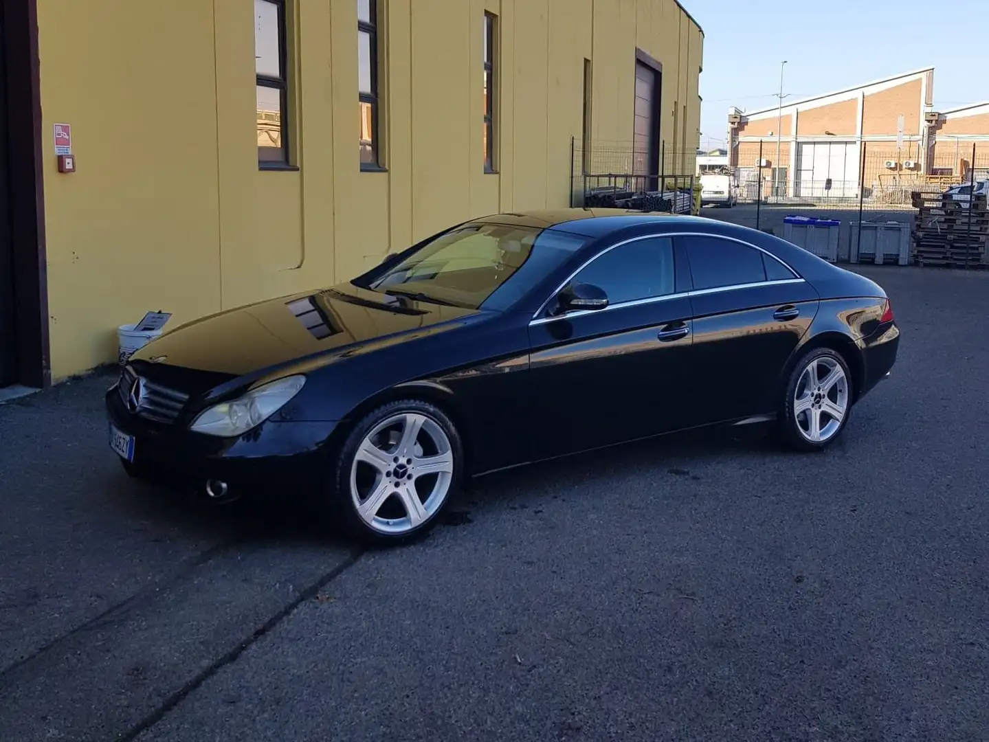Mercedes-Benz CLS 320 CLS Berlina - C219 cdi V6 Chrome auto Zwart - 1