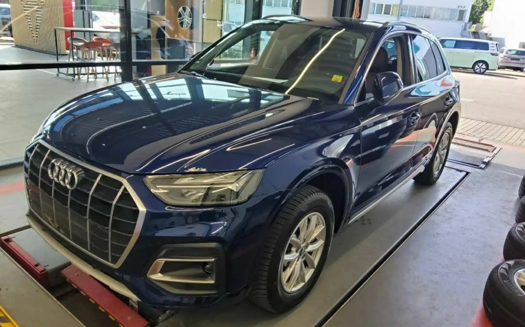 Audi Q5 40 TDI quattro advanced *AHK*PANO*KAMERA* Bleu - 2