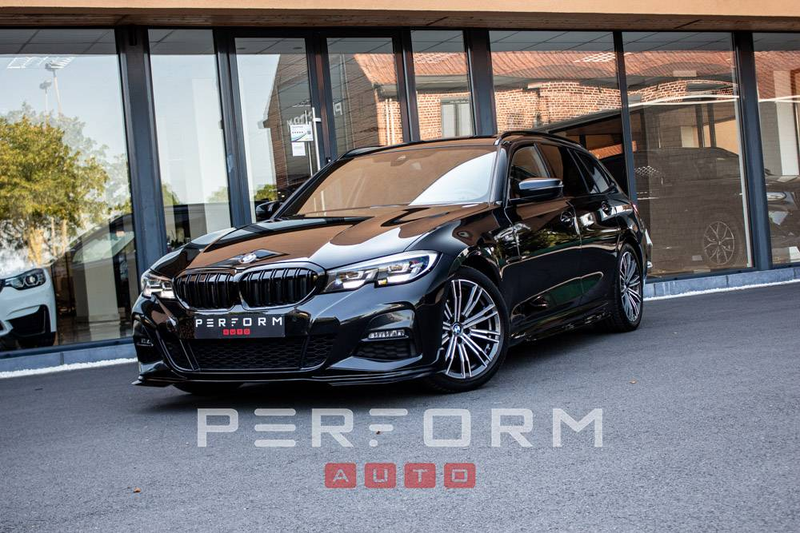 BMW 320 Touring 320iAS *M-PACK*TREKHAAK*SFEERLICHT*BLACK