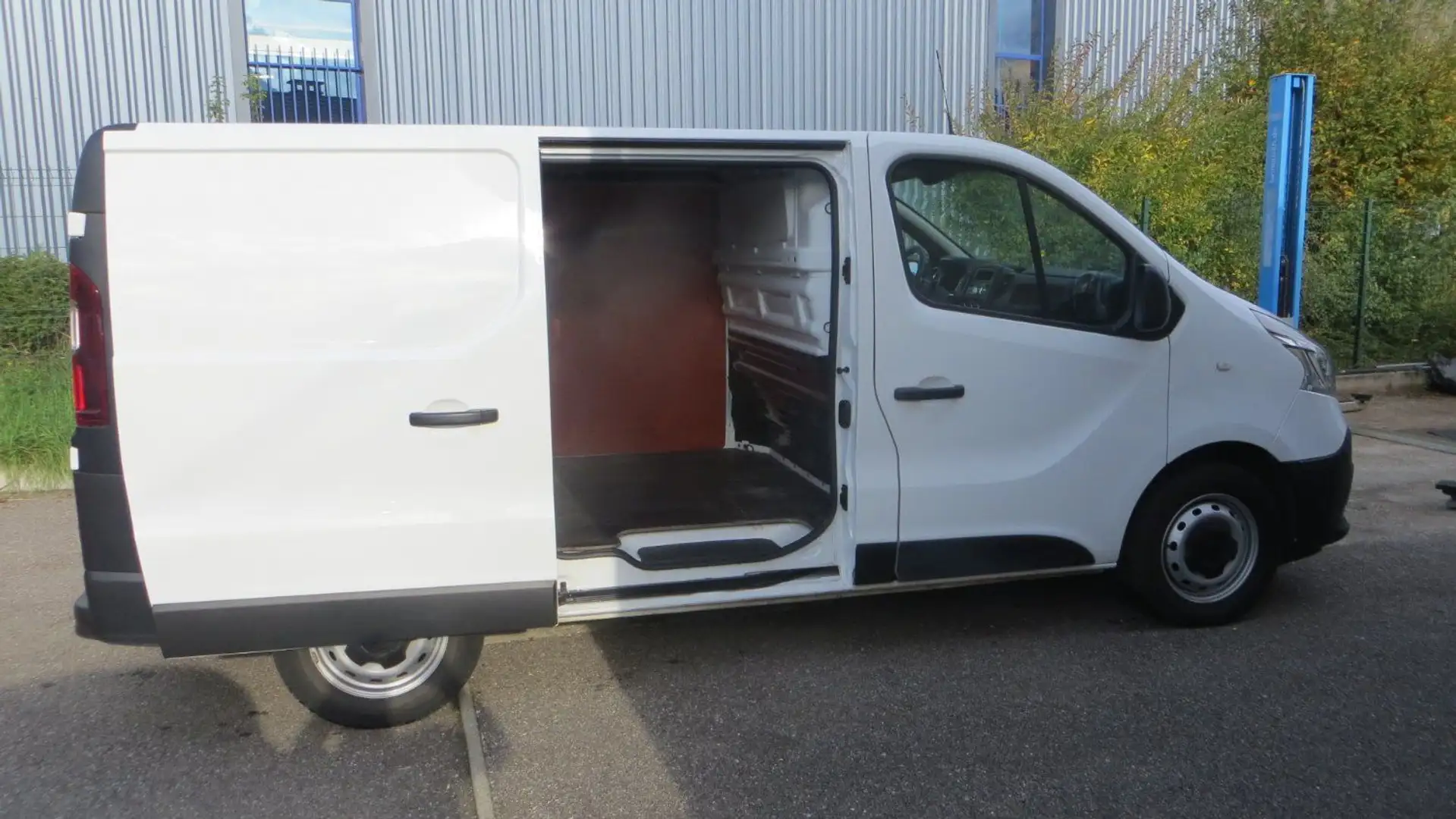 Renault Trafic 2.0 dci 120cv L1H1, 3 places. an 12/2021, 1ere mai Blanco - 1