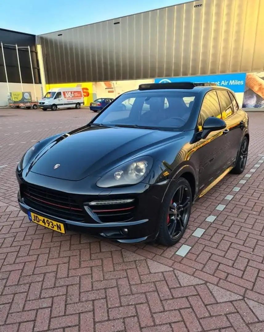 Porsche Cayenne GTS Tiptronic S - 2