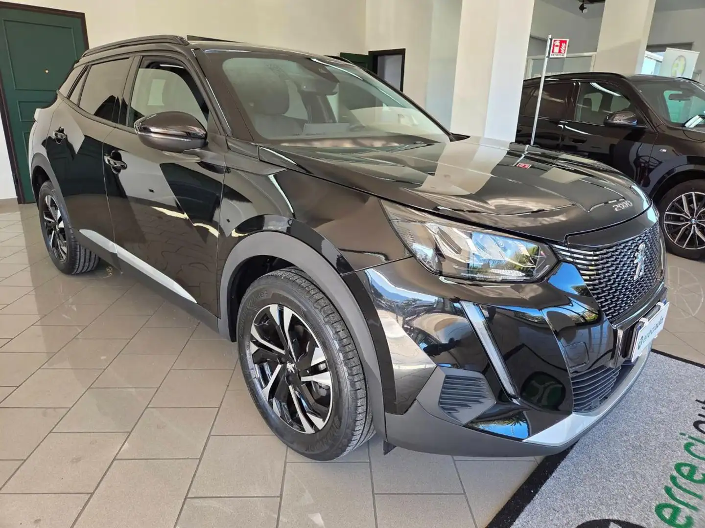 Peugeot 2008 BlueHDi 110 S&S Allure Pack "KM 27000" Nero - 1