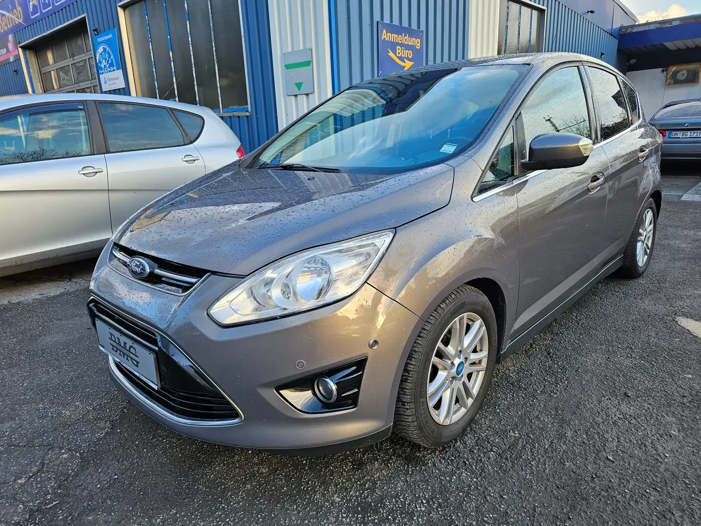 Ford C-Max Titanium Hnědá - 2