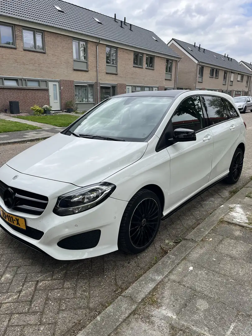 Mercedes-Benz B 220 Ambition Alb - 1
