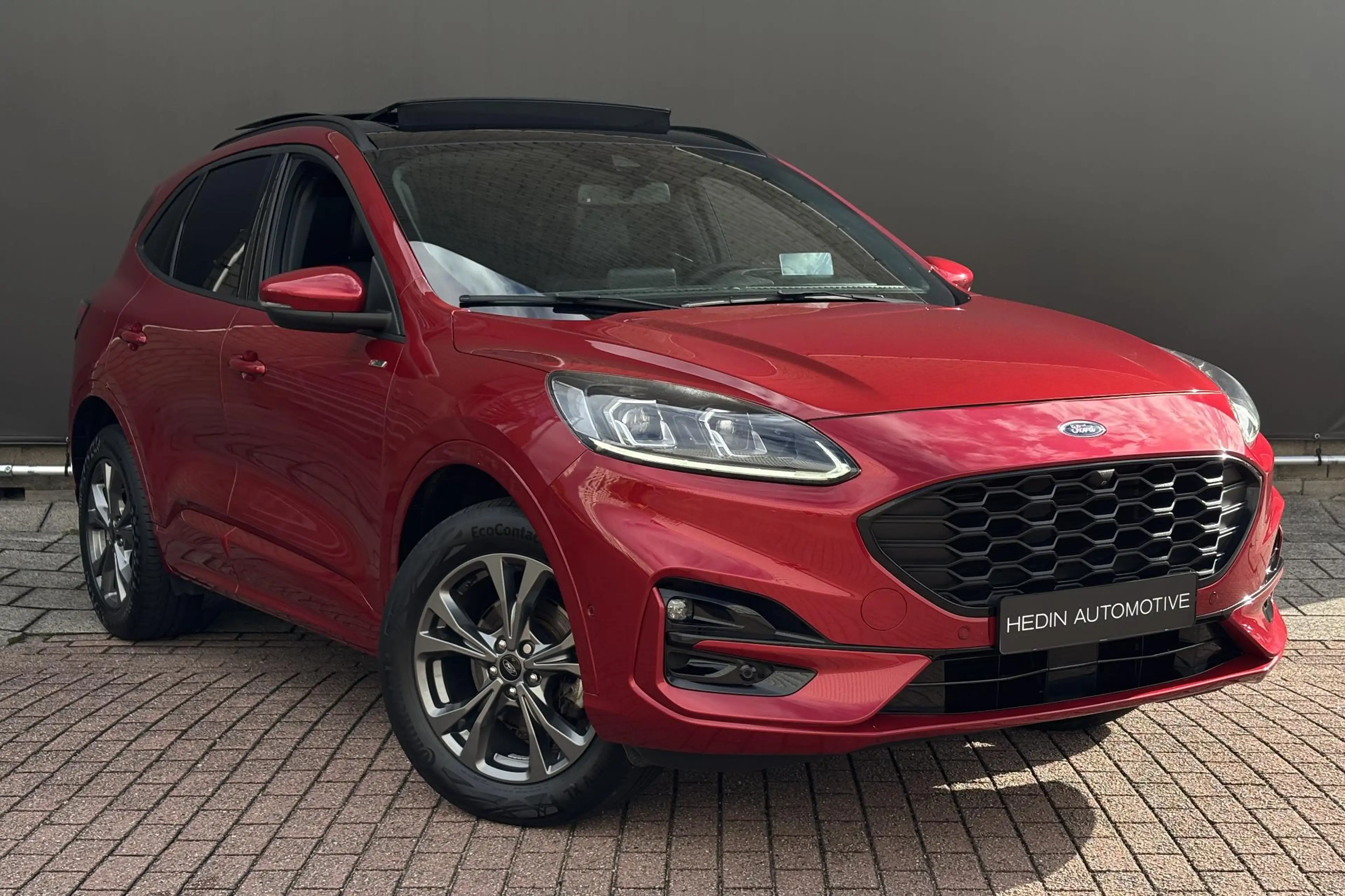 Ford Kuga 2.5 PHEV ST-Line X — photo 2