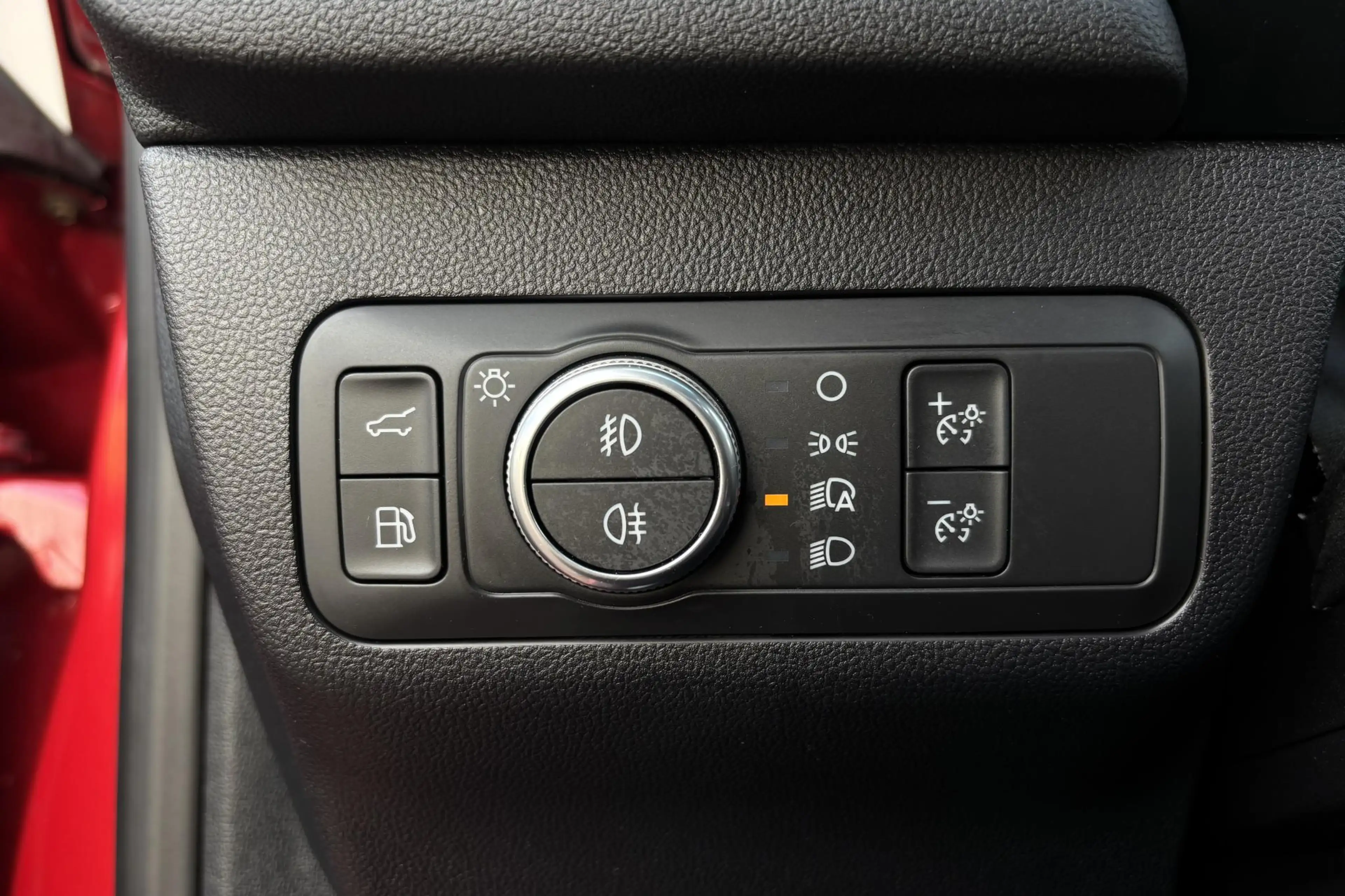 Ford Kuga 2.5 PHEV ST-Line X — photo 15