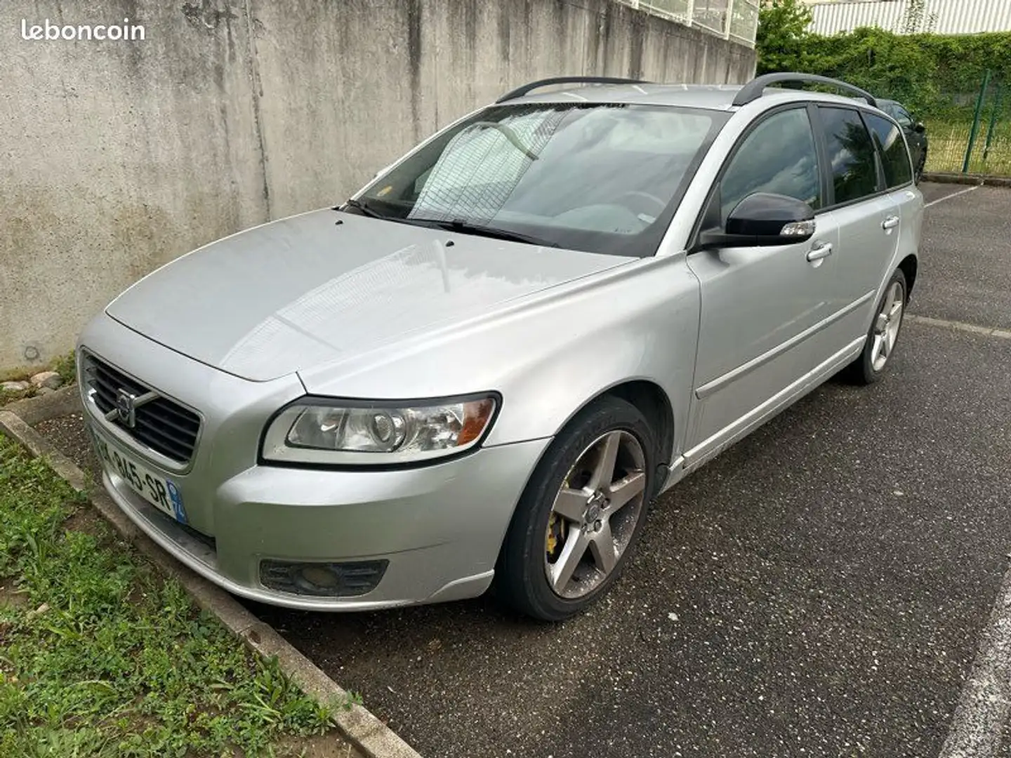 Volvo V50 D5 180 Rdesign 2.4 180CV Gris - 1