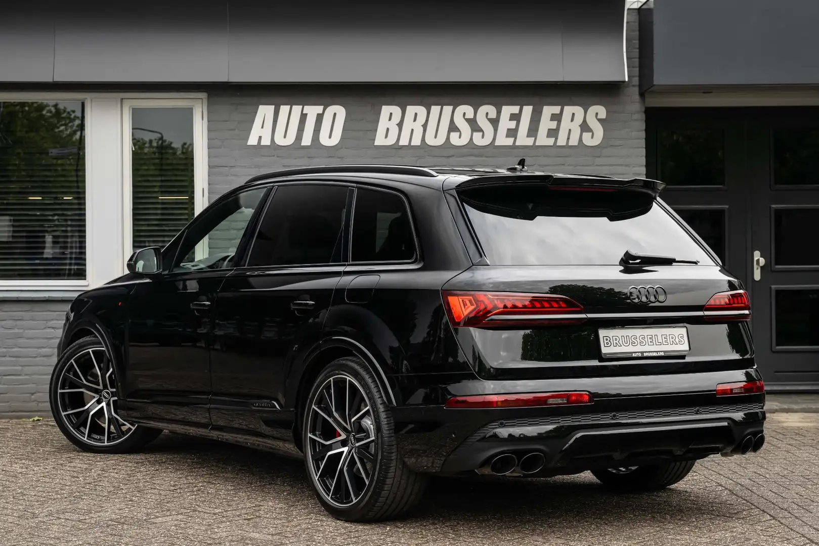 Audi Q7 55 TFSI e quattro S-Line Competition SQ7 style-Pan Černá - 2