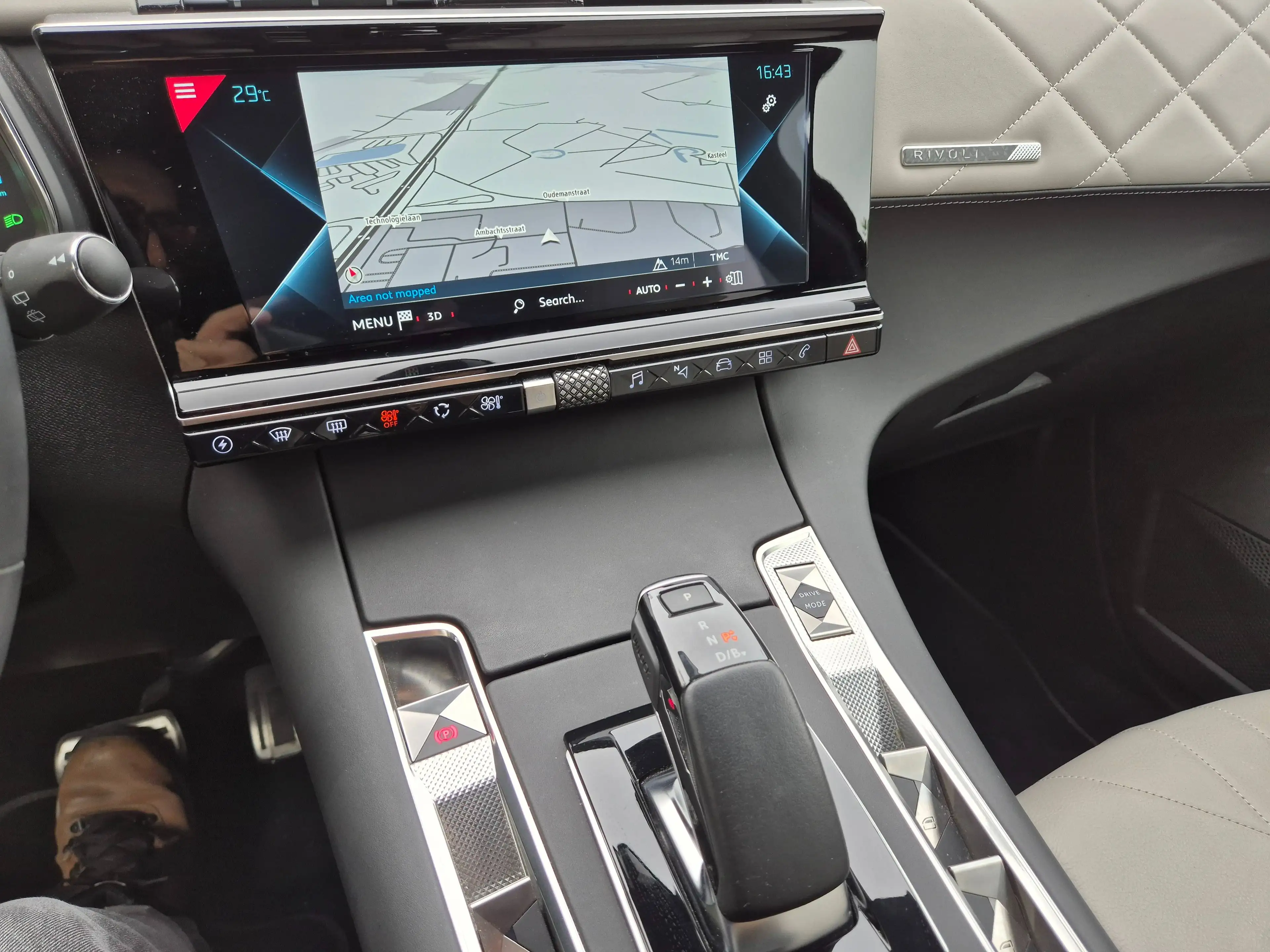DS Automobiles DS 7 Crossback PHEV 1.6 E-TENSE // HYBRID // RIVOLI // 75.157 KM !! — photo 10