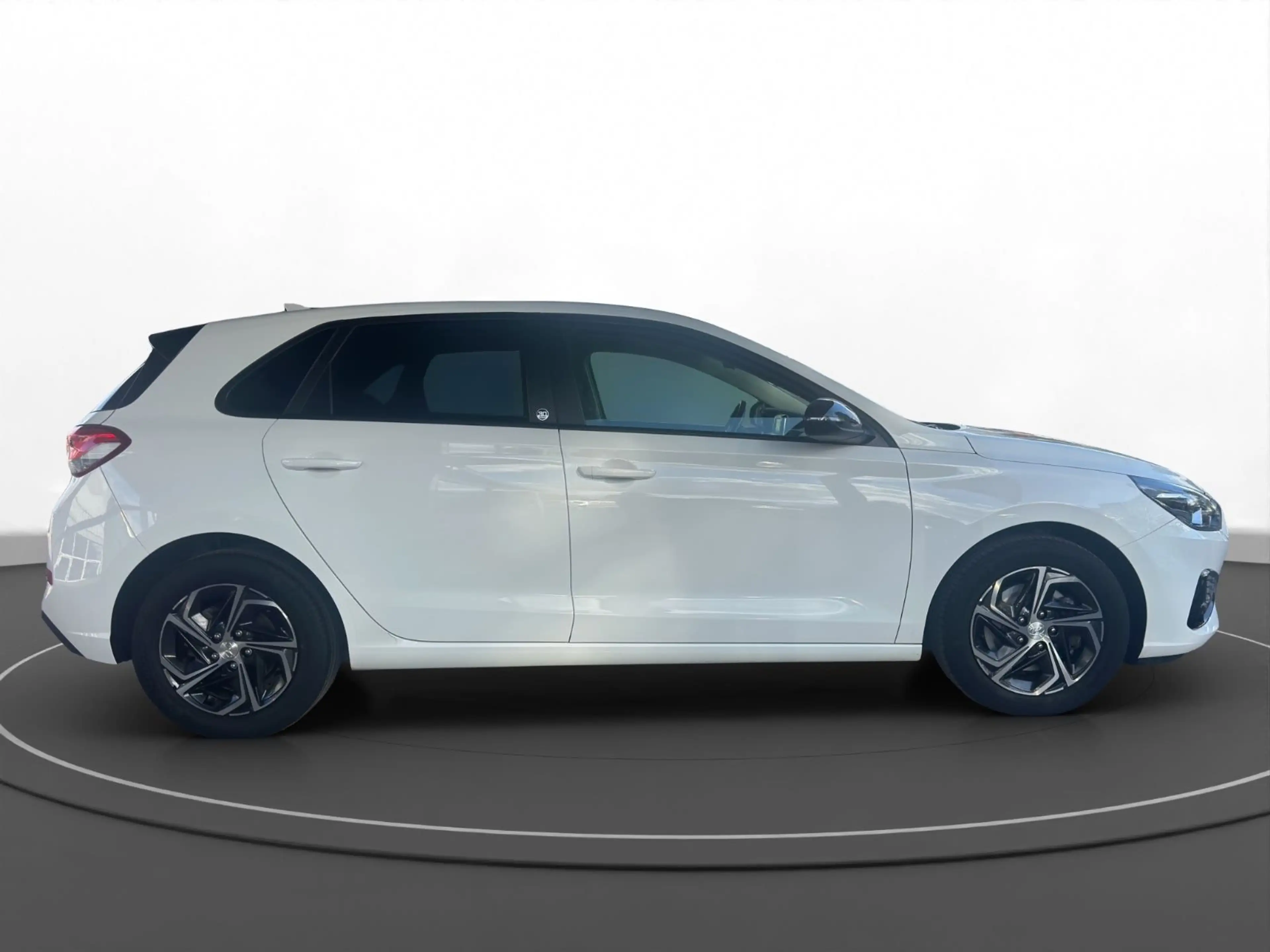 Hyundai i30 Edition 30+ **Automatik**NAVI**Kamera**SHZ** — photo 8