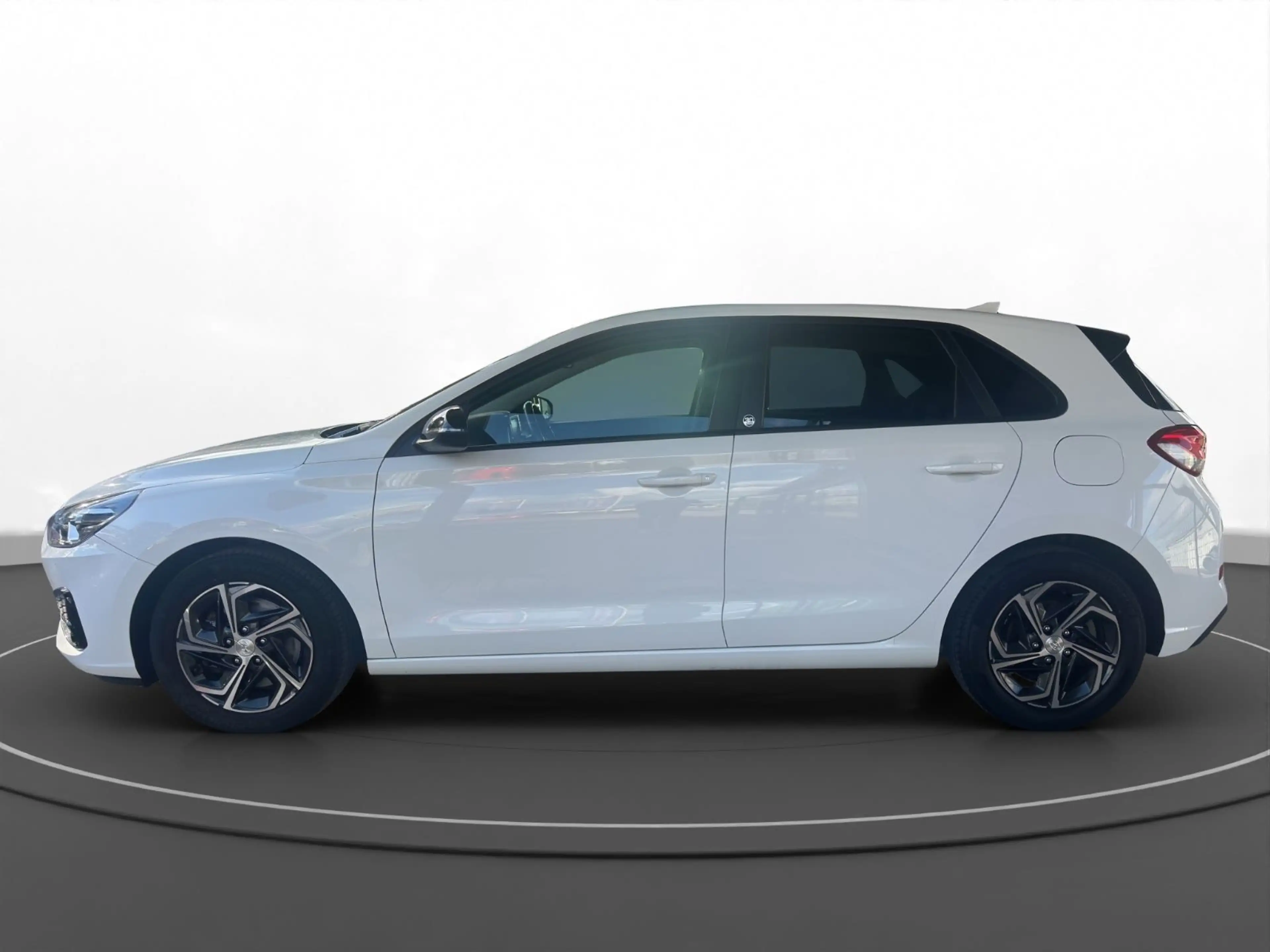 Hyundai i30 Edition 30+ **Automatik**NAVI**Kamera**SHZ** — photo 6