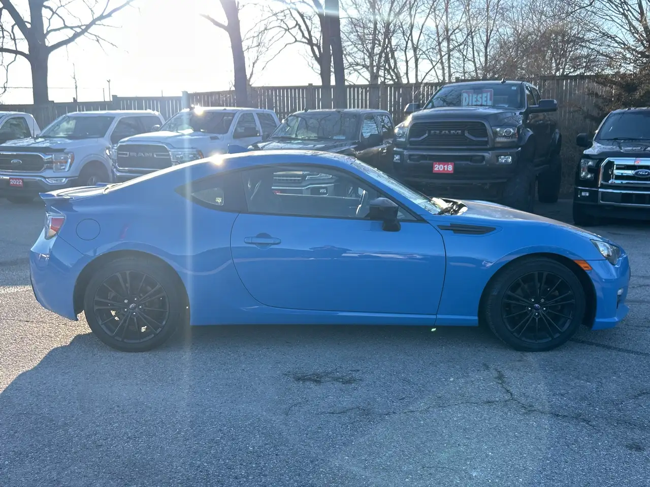 Subaru BRZ снимка Subaru BRZ