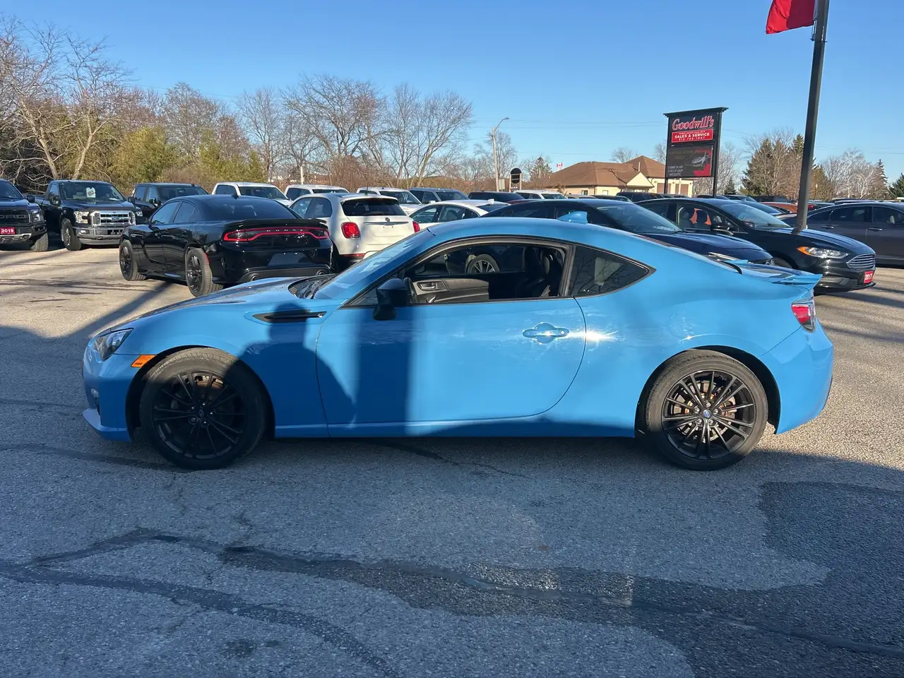 Subaru BRZ снимка Subaru BRZ