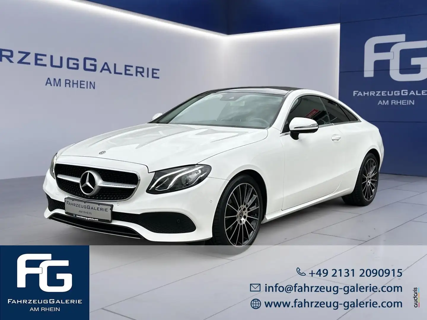Mercedes-Benz E 220 d Coupe Avantgarde Panodach Ambiente Blanco - 1